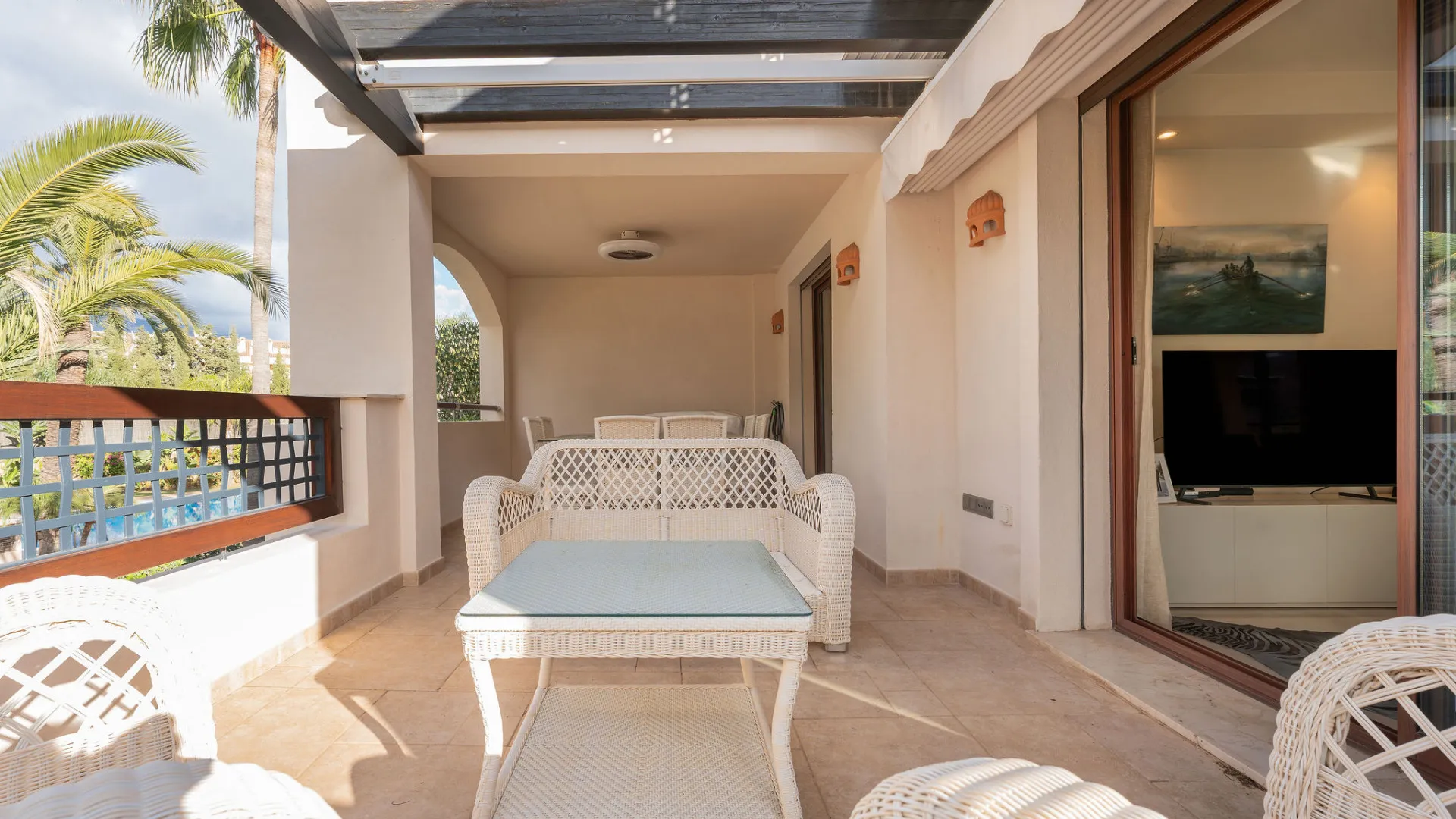 Medina de Banús 2 bedrooms apartment for sale