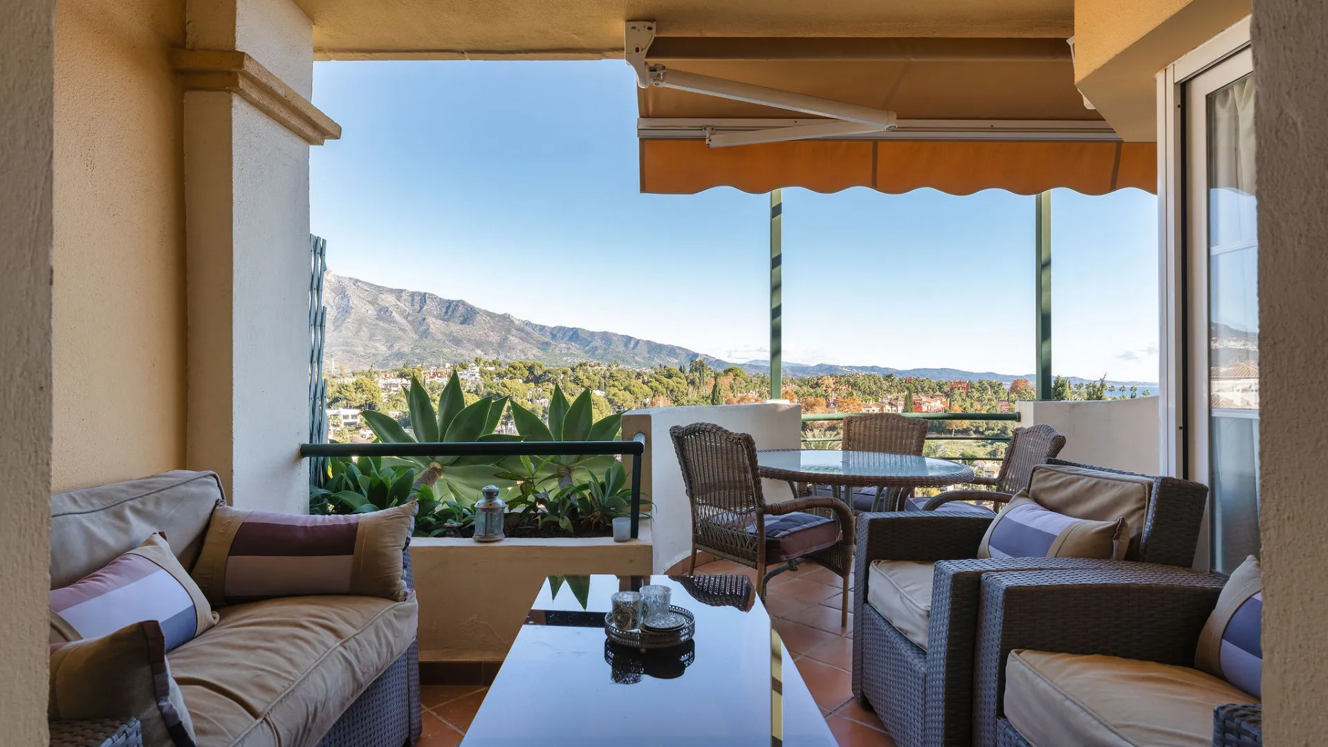 2 bedrooms Señorio de Aloha apartment for sale