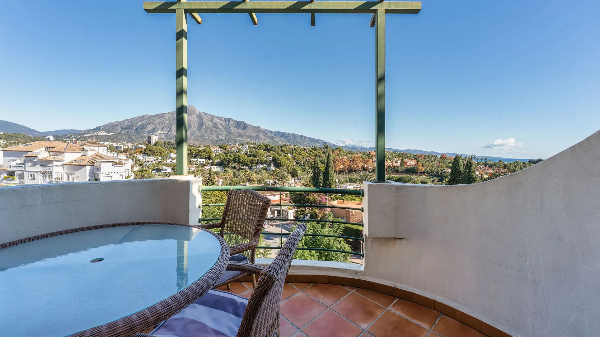 2 bedrooms Señorio de Aloha apartment for sale