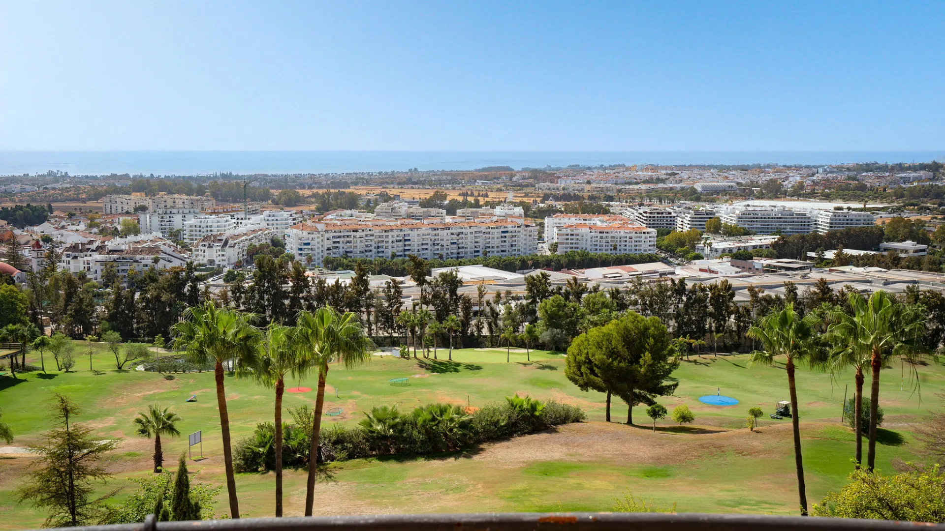 Buy Magna Marbella apartment with 2 bedrooms