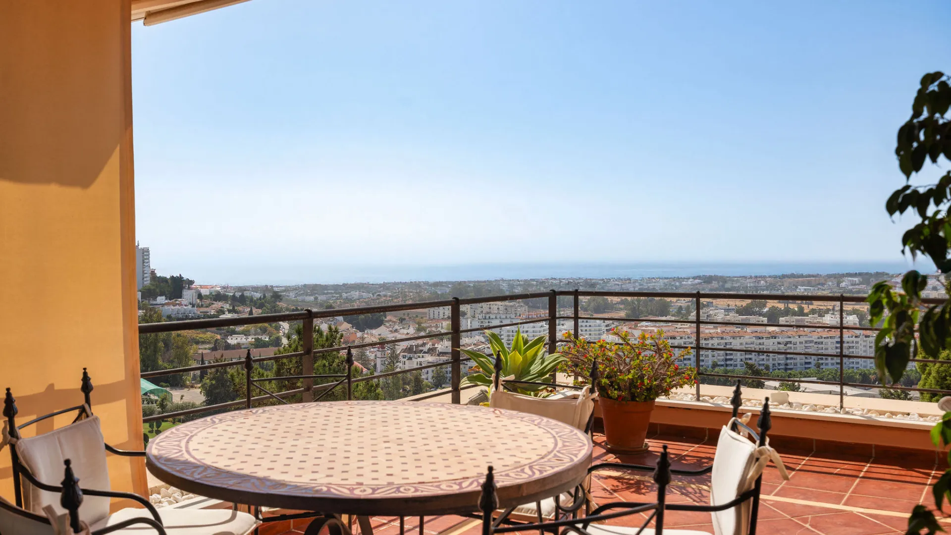 Buy Magna Marbella apartment with 2 bedrooms