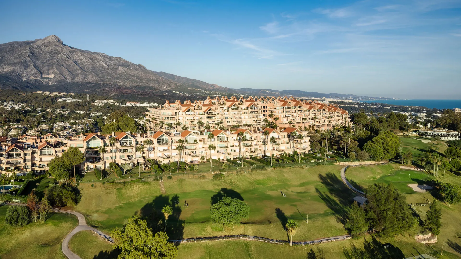 Buy Magna Marbella apartment with 2 bedrooms
