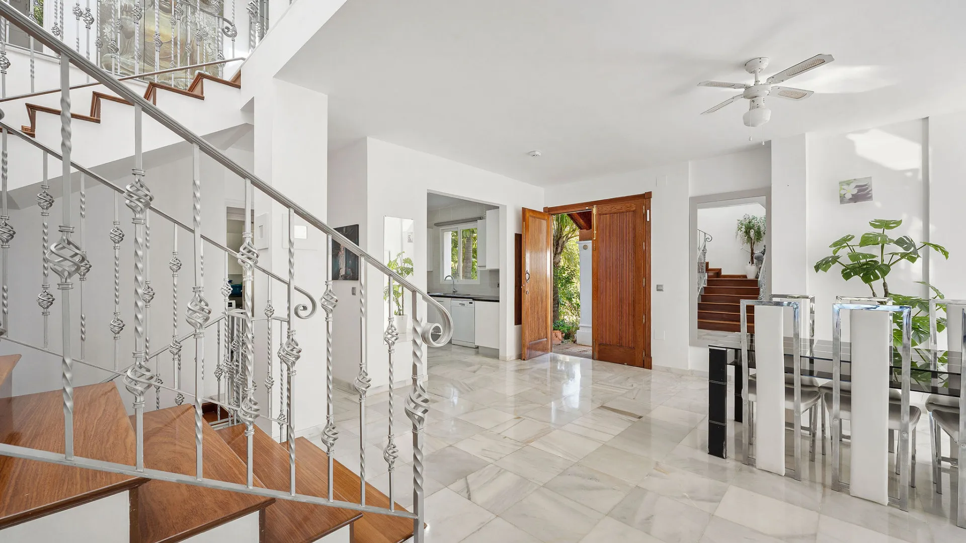 Villa with 8 bedrooms for sale in Lagomar