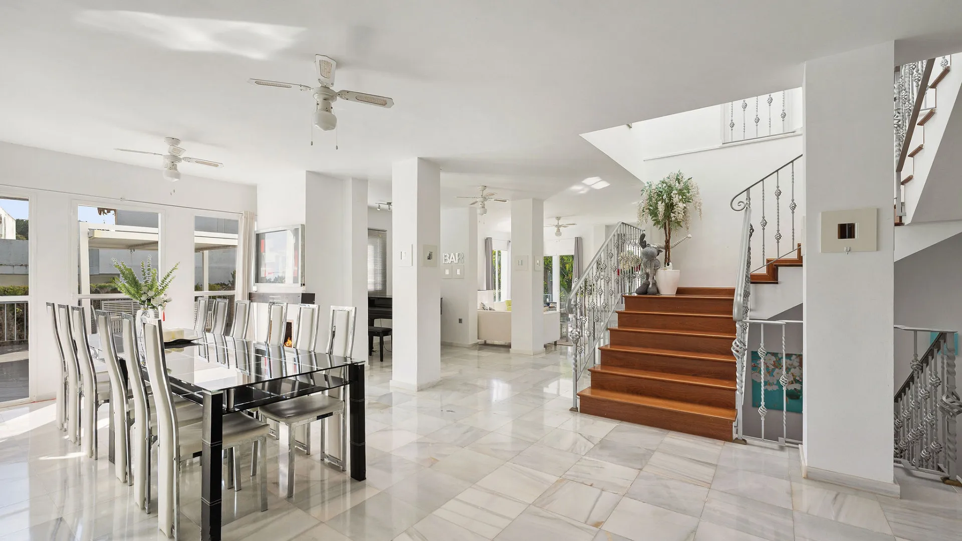 Villa with 8 bedrooms for sale in Lagomar