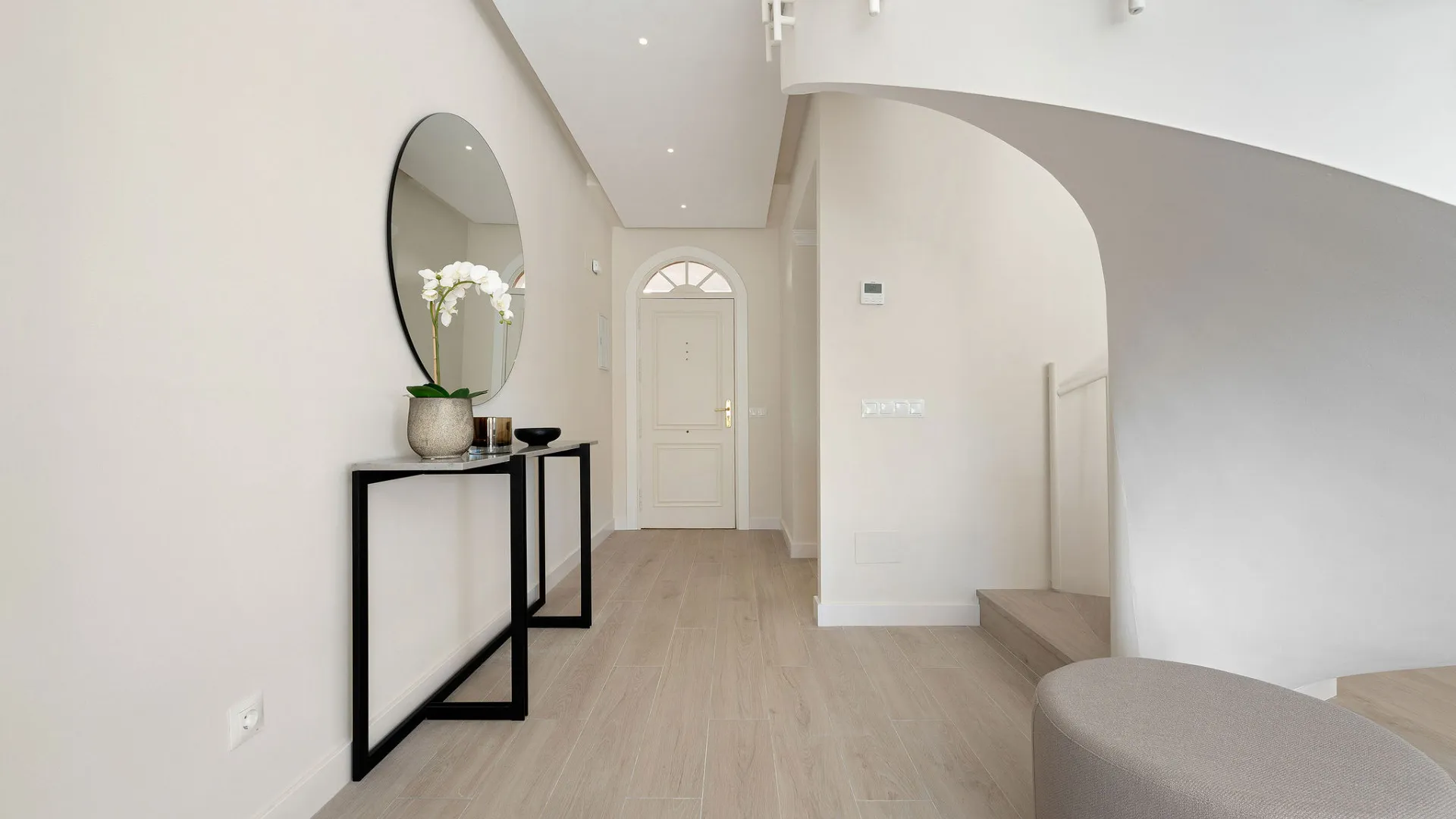 Duplex penthouse in Aloha Gardens for sale