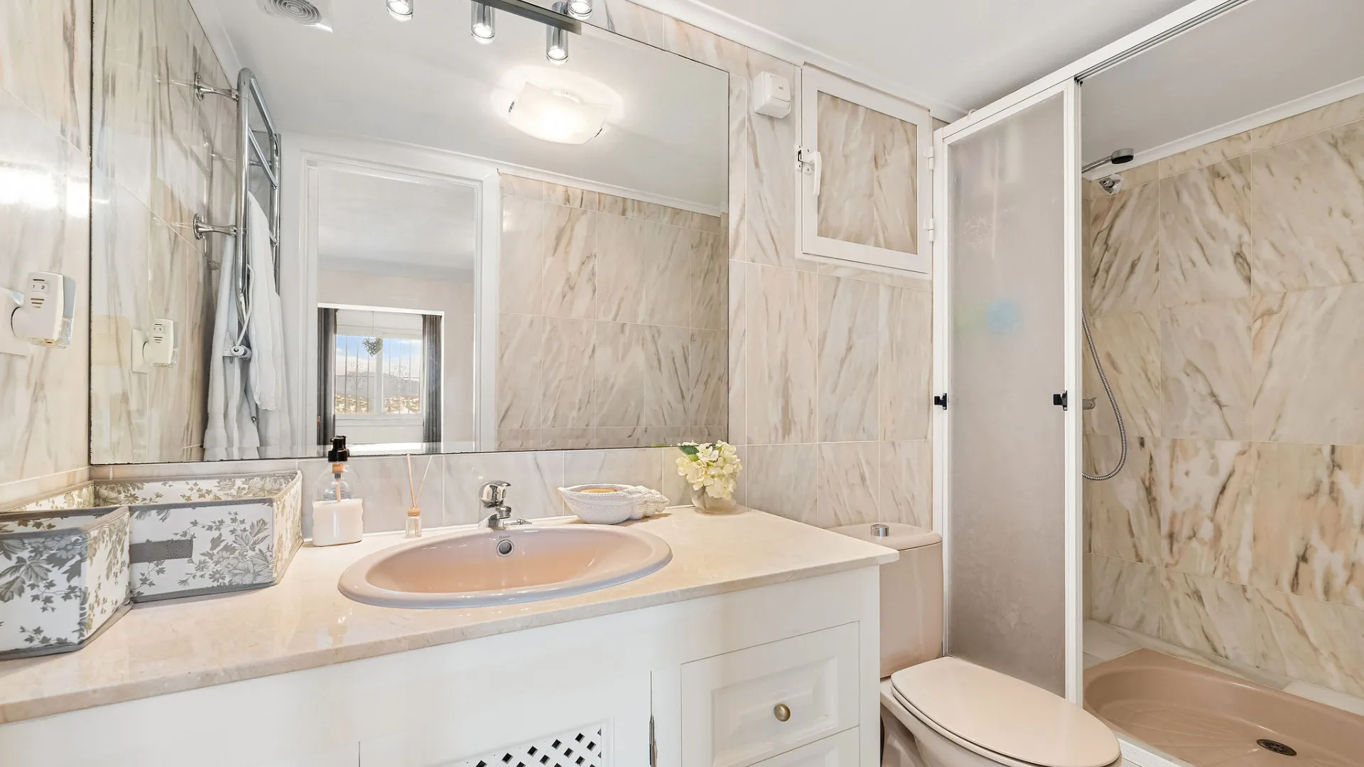 Adosado en venta en Los Jarales