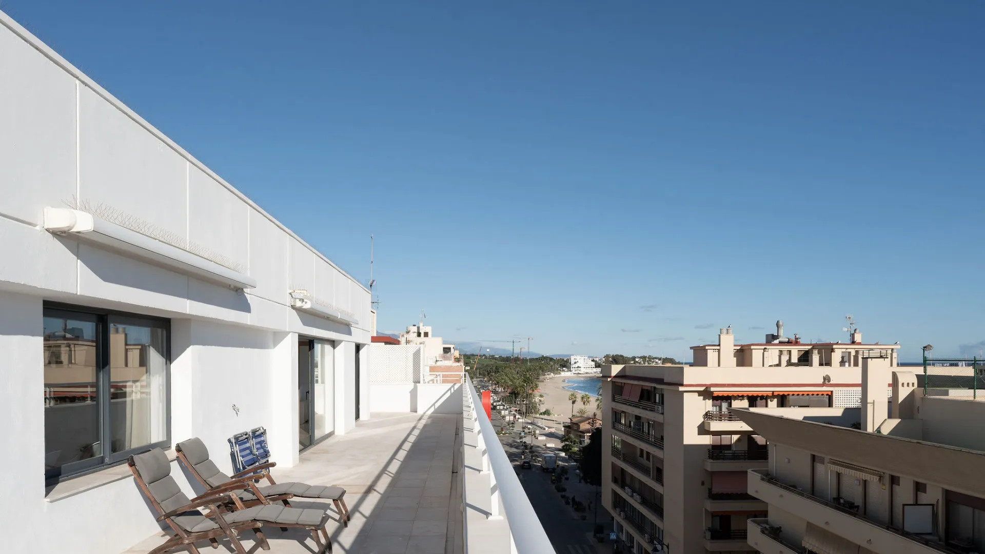 3 bedrooms penthouse in Estepona Town for sale