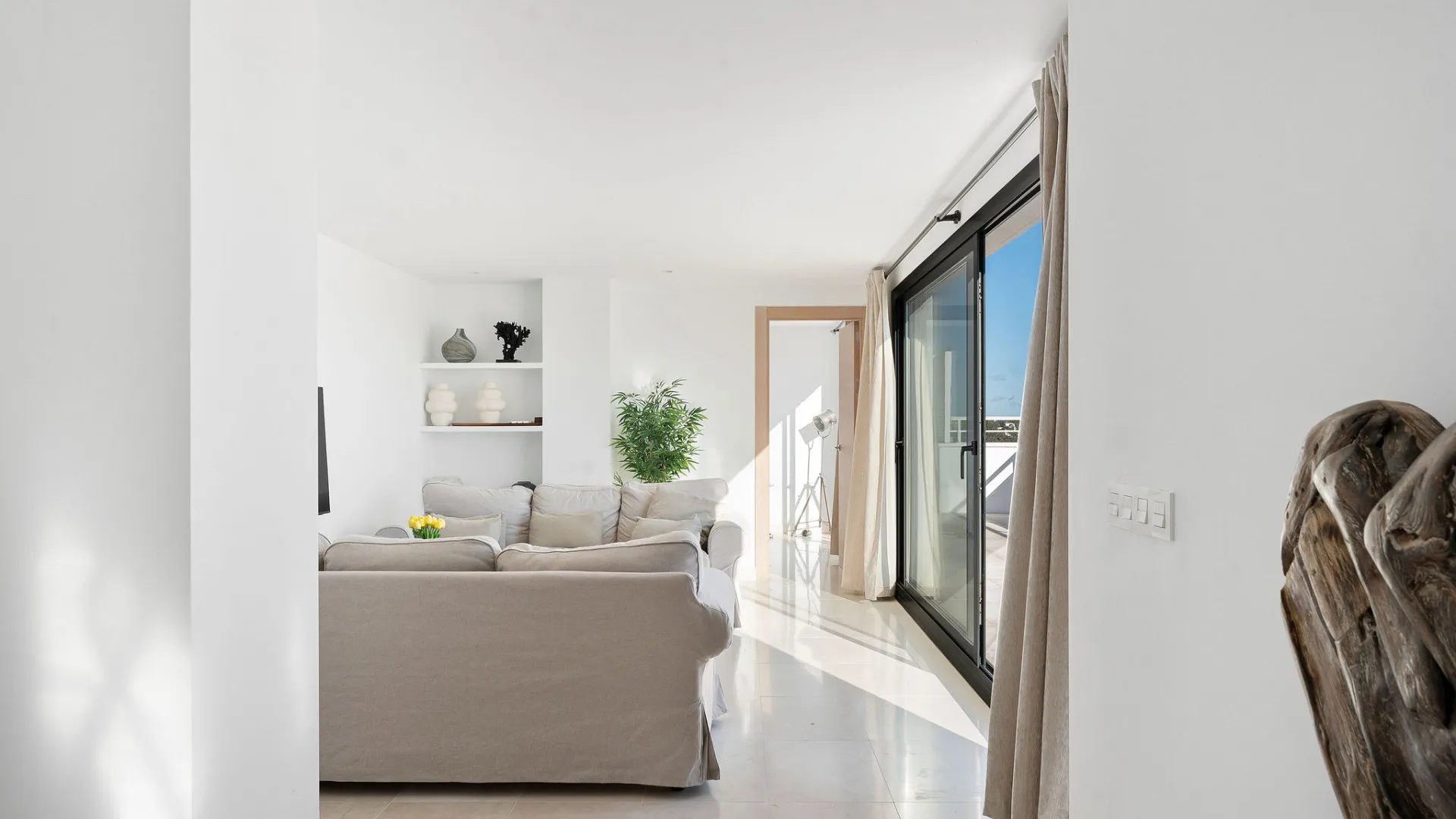 3 bedrooms penthouse in Estepona Town for sale