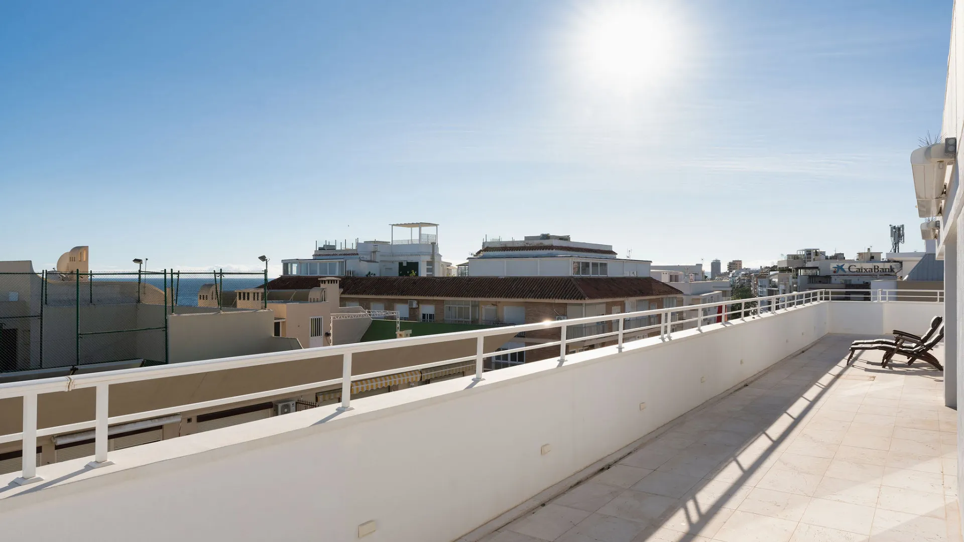 3 bedrooms penthouse in Estepona Town for sale