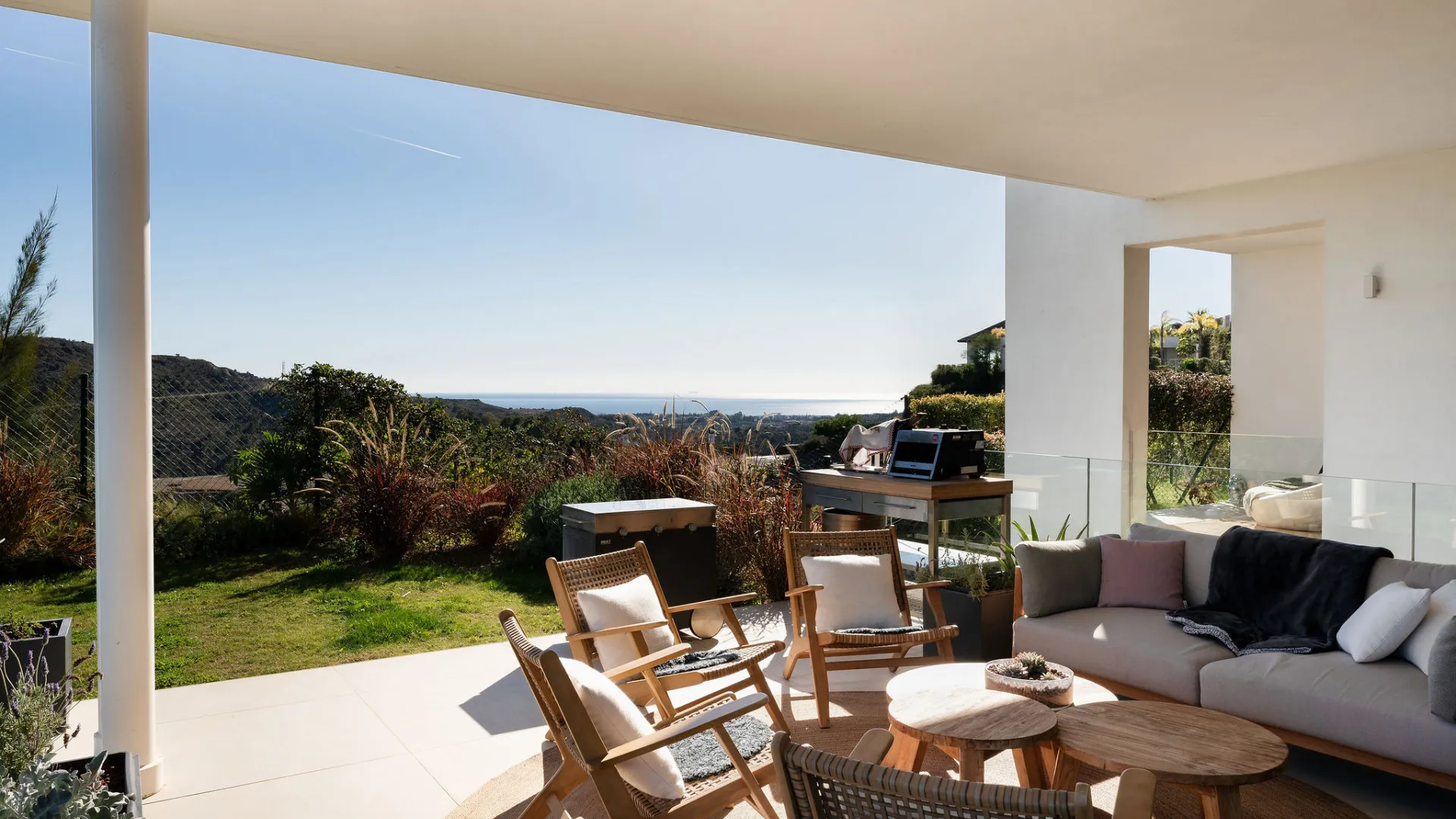 For sale 3 bedrooms duplex in Marbella Club Hills