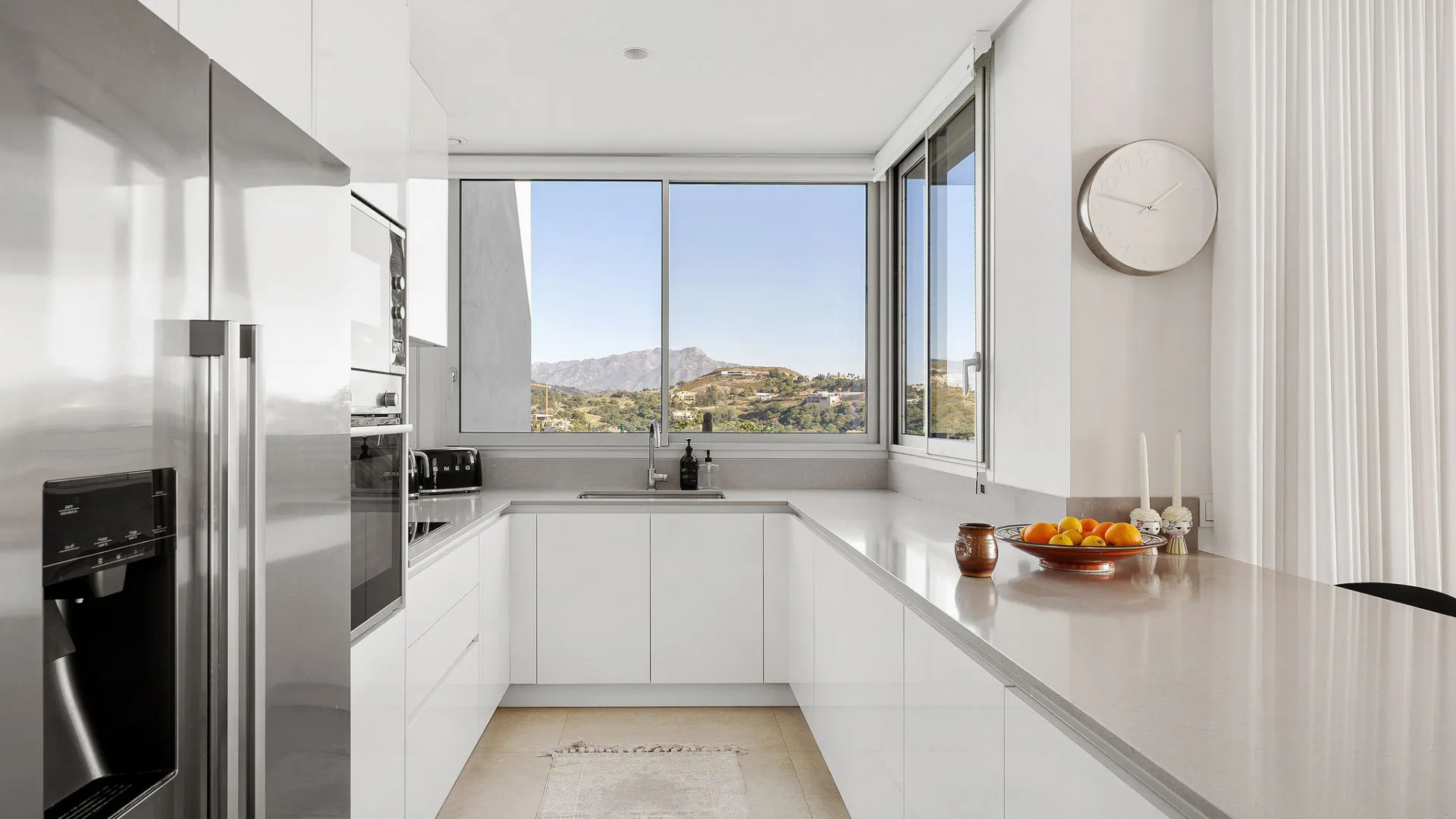 For sale 3 bedrooms duplex in Marbella Club Hills