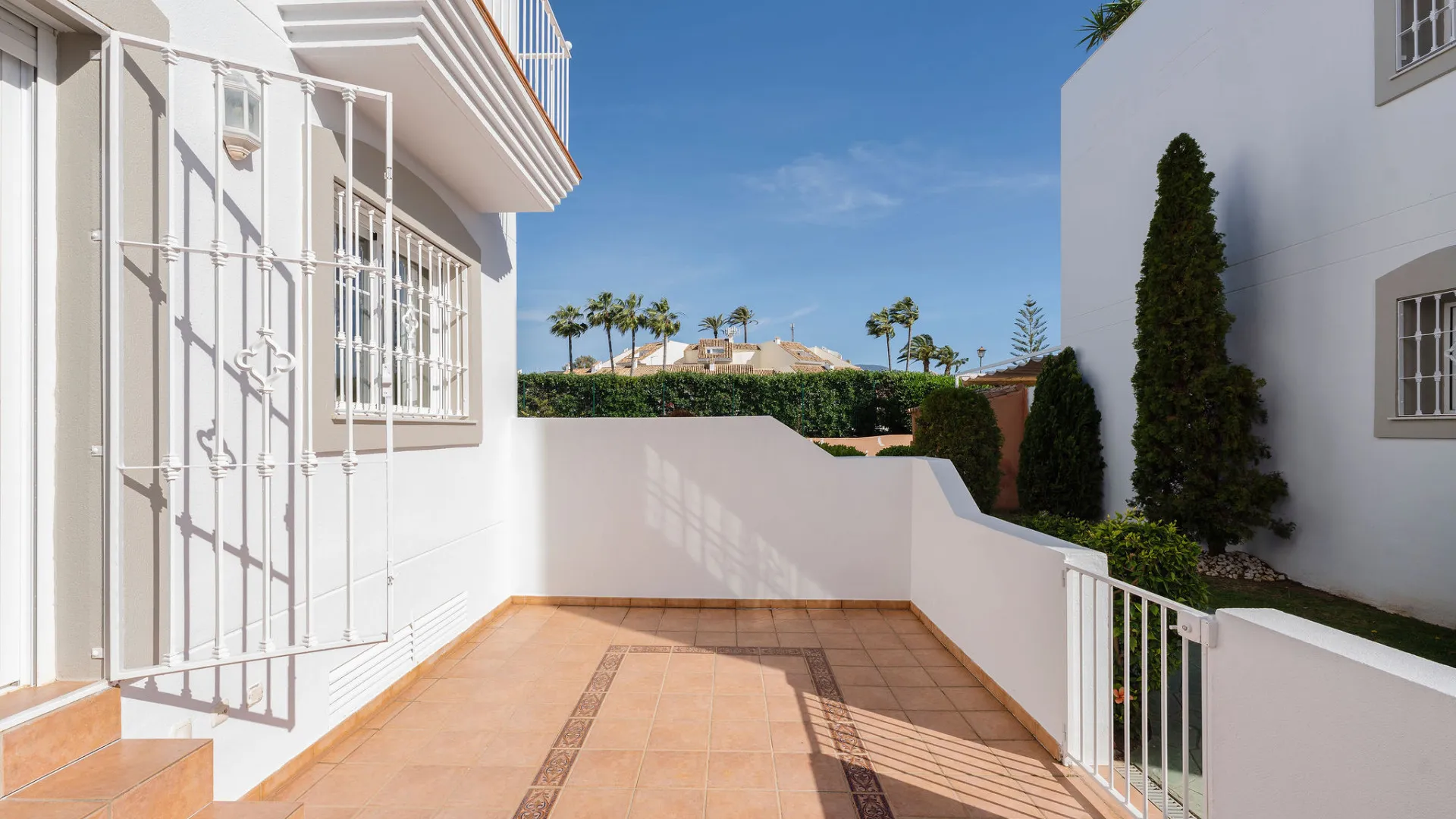 3 bedrooms town house in La Biznaga for sale