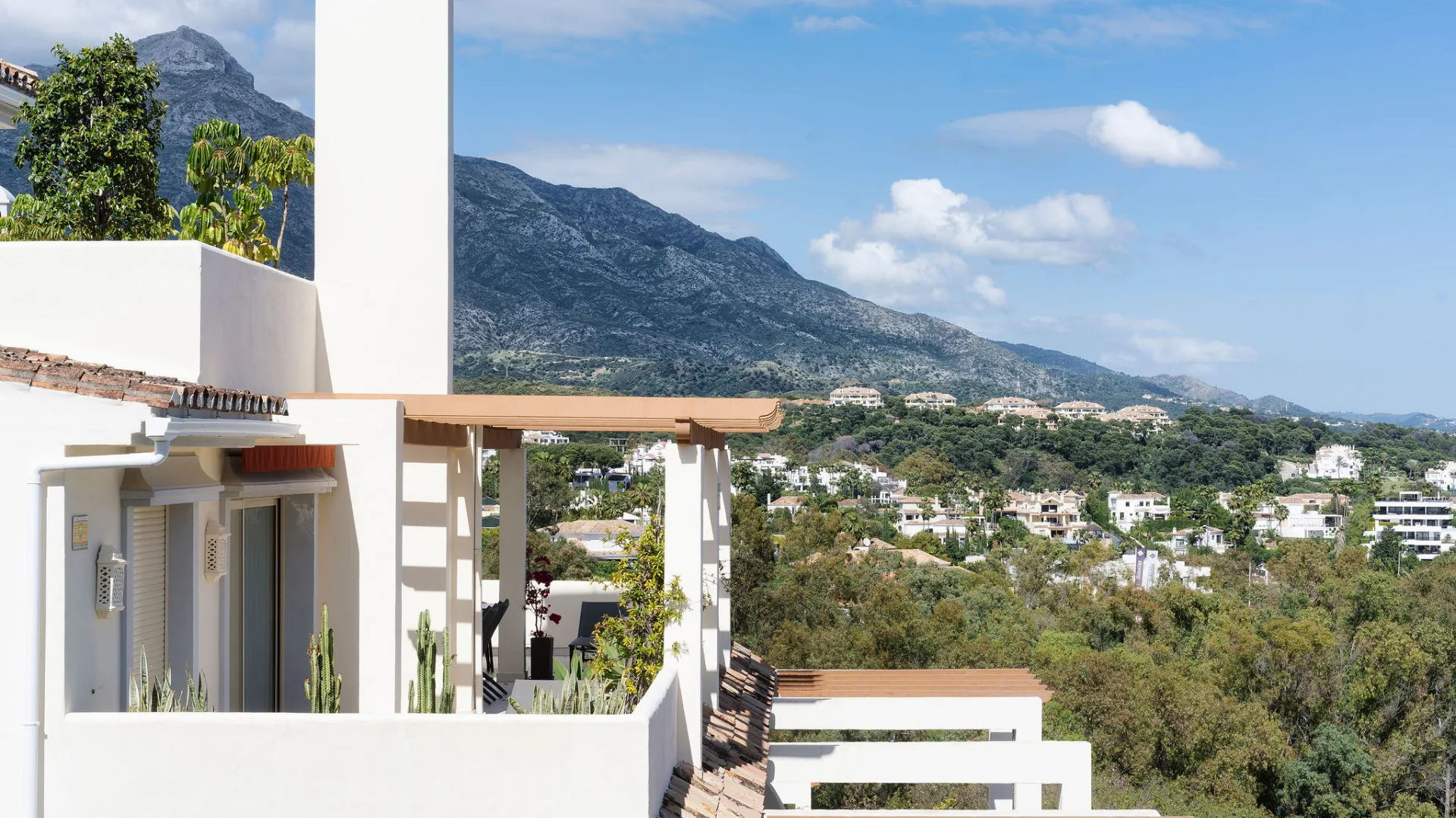 For sale Palacetes Los Belvederes apartment