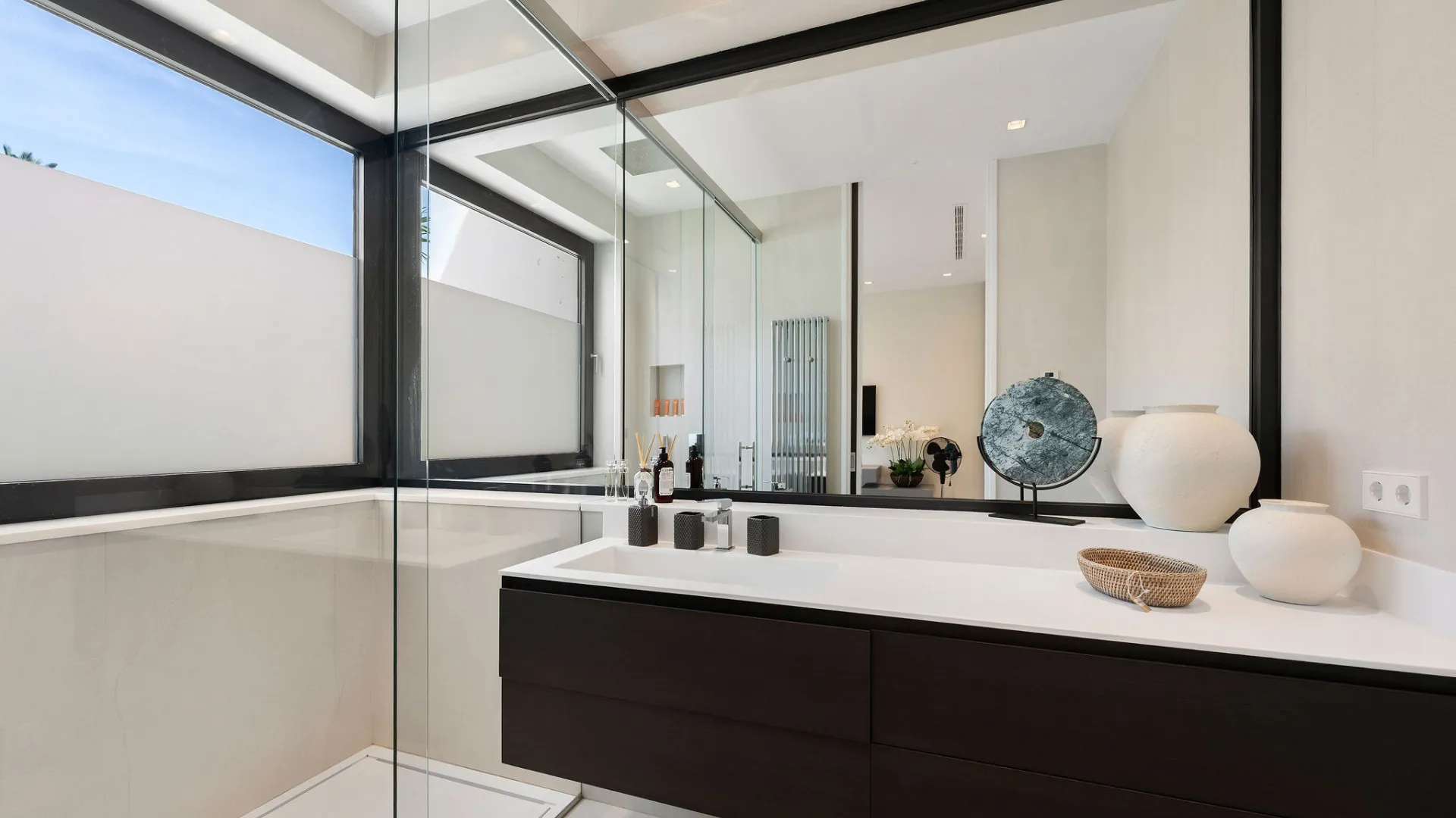 Villa en venta con 5 dormitorios en Nagüeles