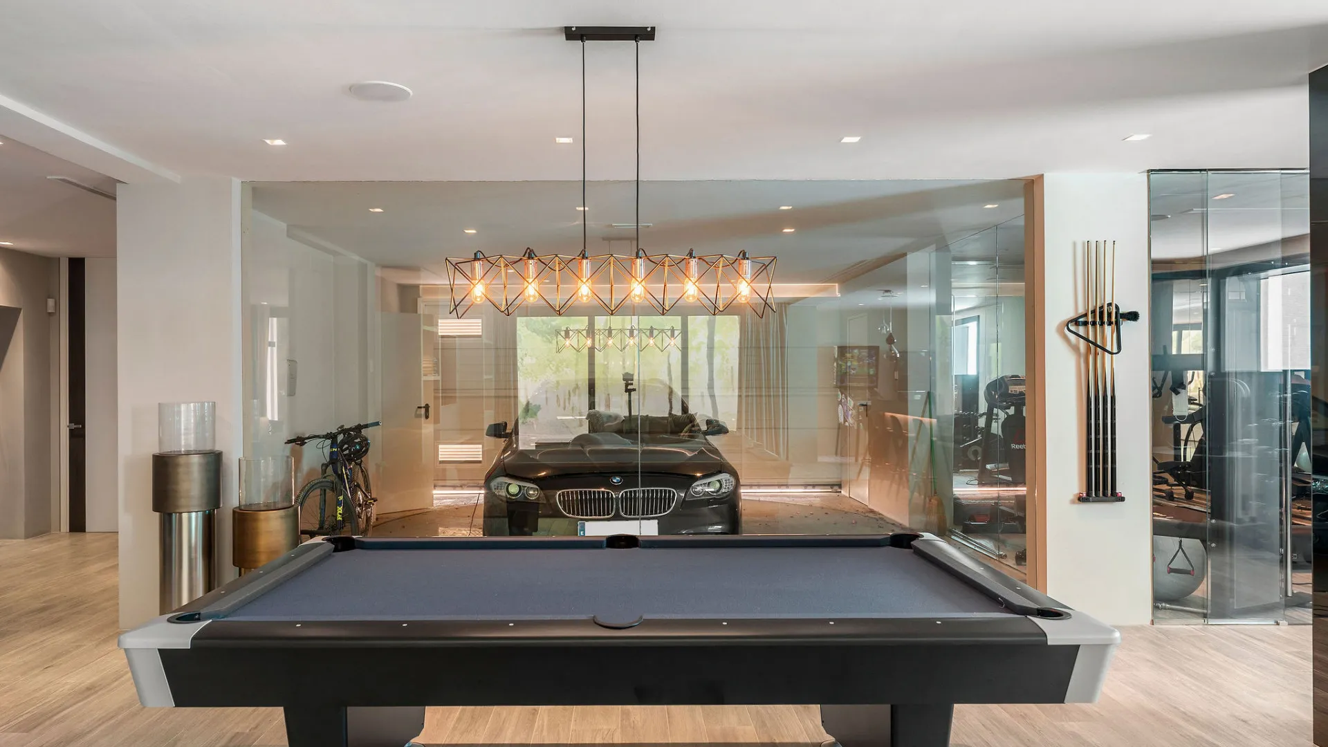 Villa en venta con 5 dormitorios en Nagüeles