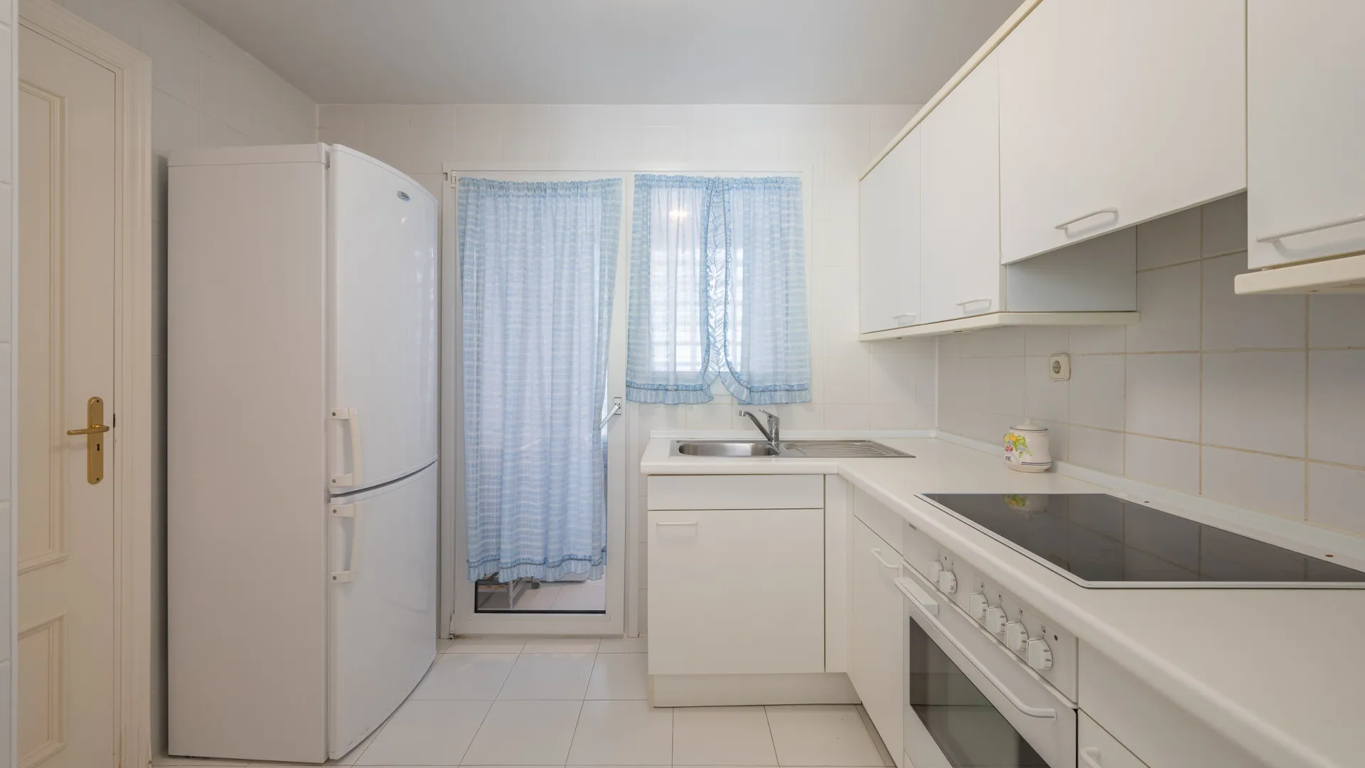 Alhambra del Mar ground floor apartment for sale
