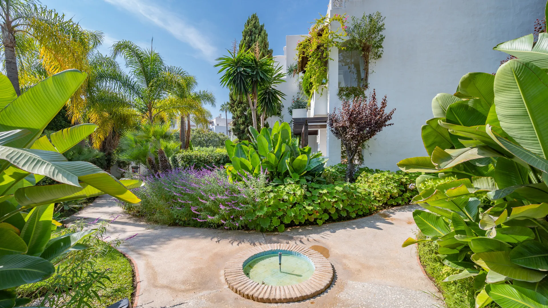 Alhambra del Mar ground floor apartment for sale