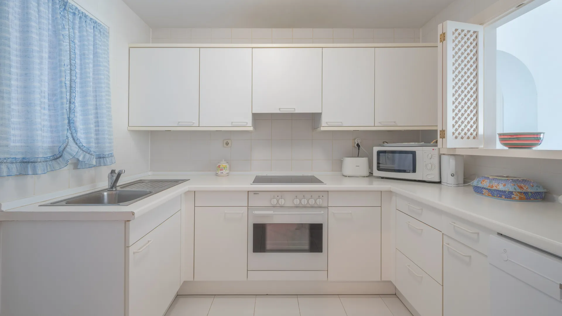 Alhambra del Mar ground floor apartment for sale