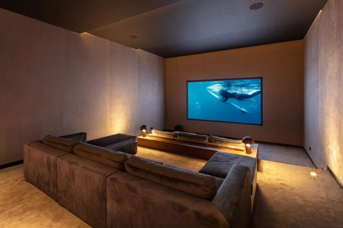 El Madroñal, villa de 8 dormitorios en venta