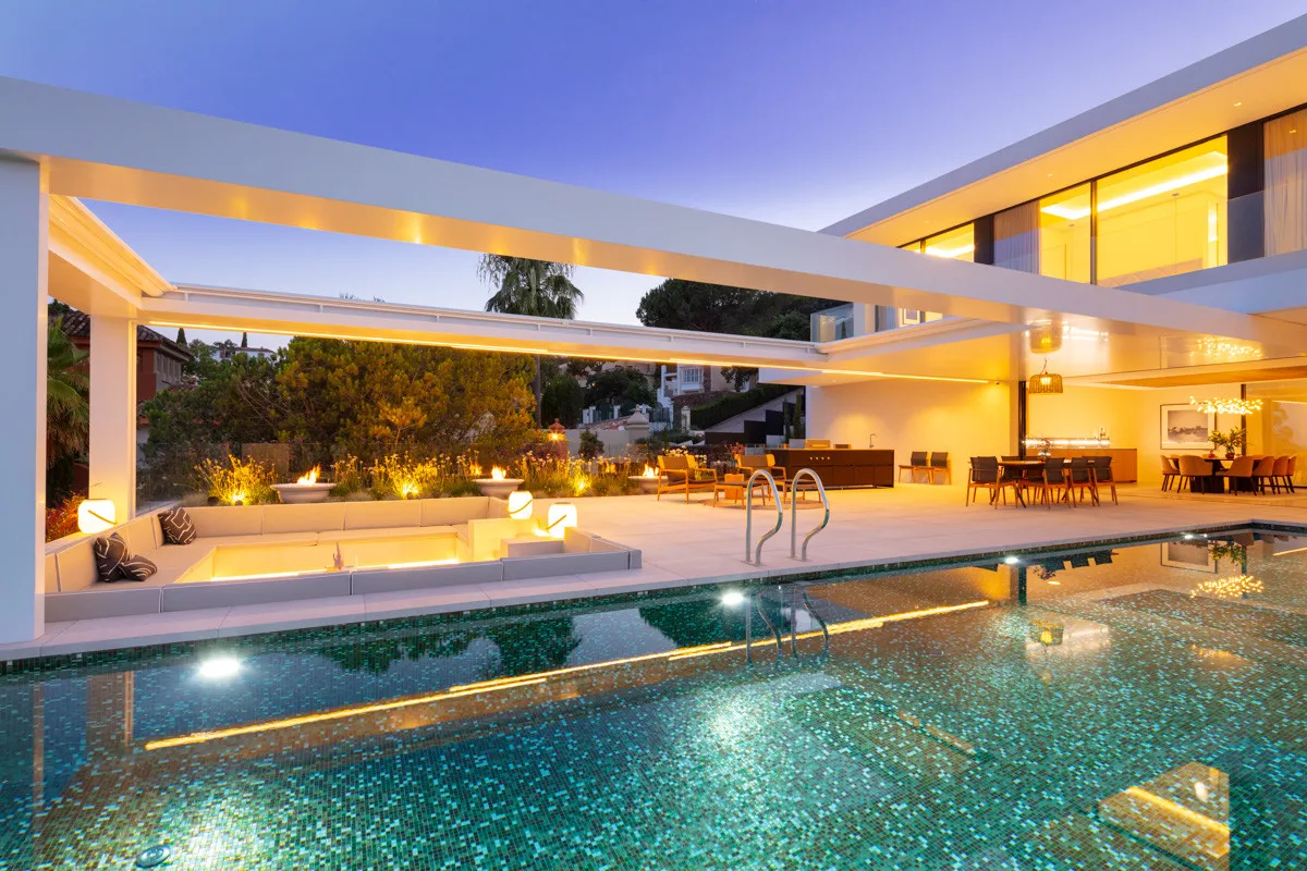 El Madroñal, villa de 8 dormitorios en venta