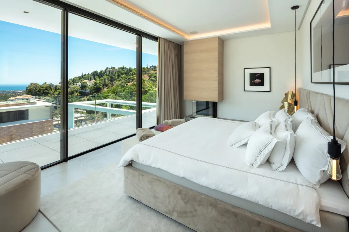 El Madroñal, villa de 8 dormitorios en venta