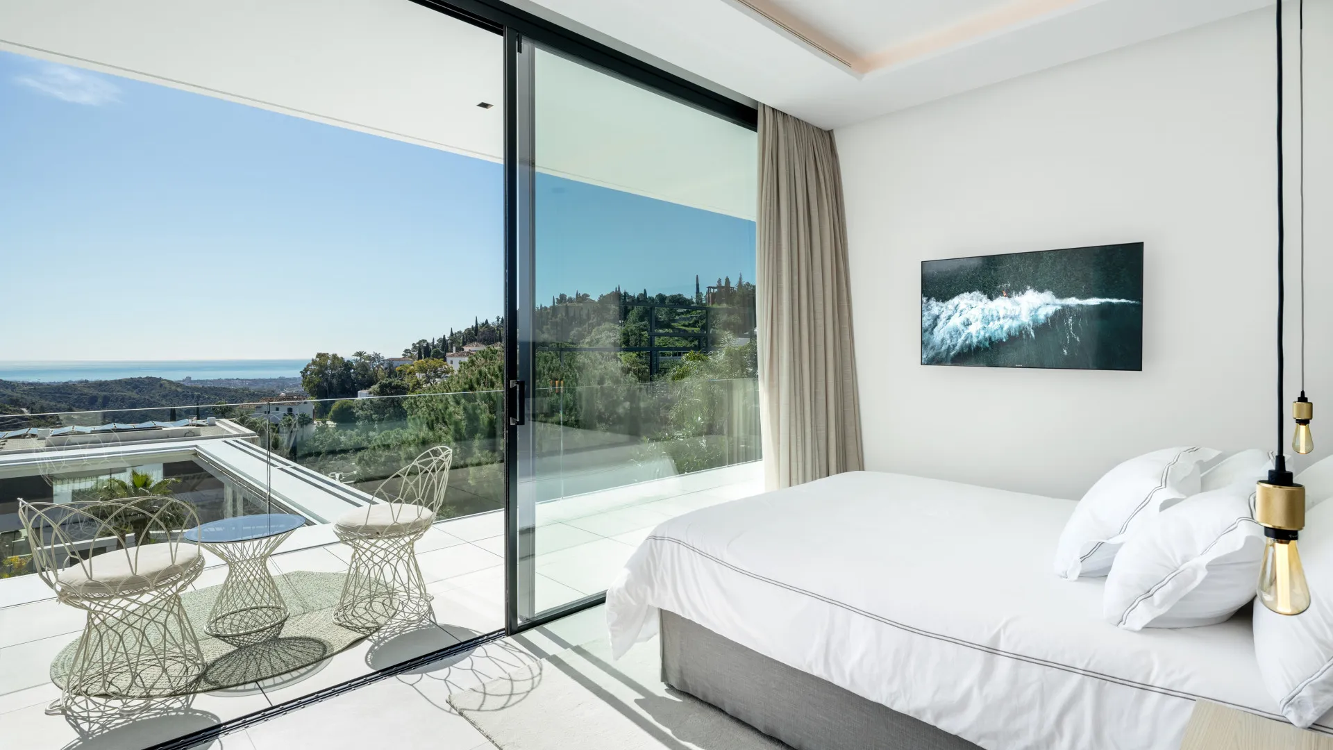 El Madroñal, villa de 8 dormitorios en venta