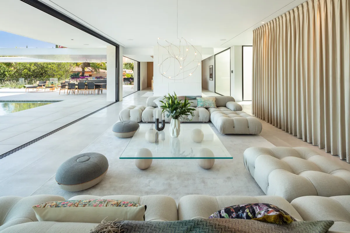 El Madroñal, villa de 8 dormitorios en venta