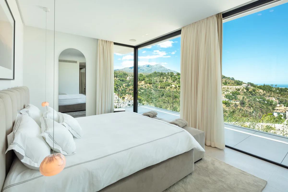 El Madroñal, villa de 8 dormitorios en venta