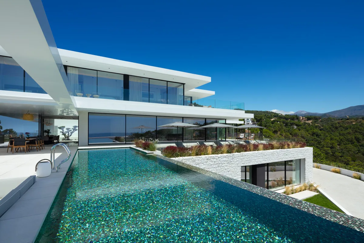 El Madroñal, villa de 8 dormitorios en venta