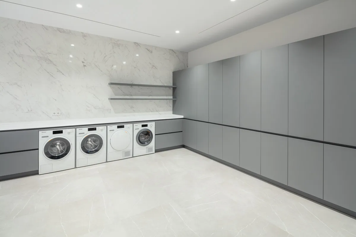 El Madroñal, villa de 8 dormitorios en venta