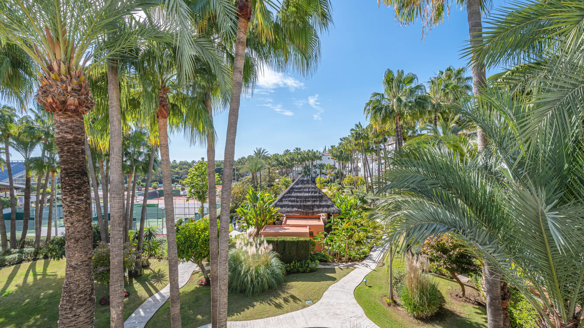 For sale Marina Puente Romano duplex penthouse with 3 bedrooms