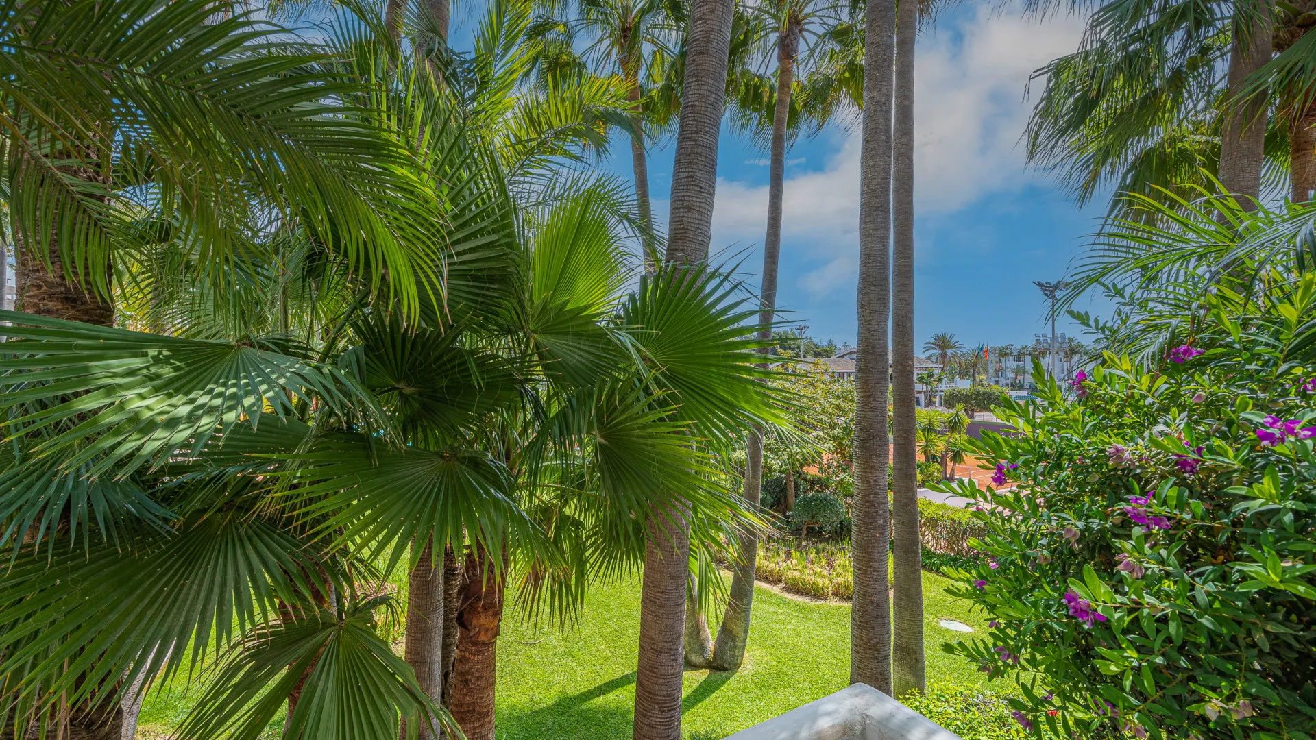 For sale Marina Puente Romano duplex penthouse with 3 bedrooms