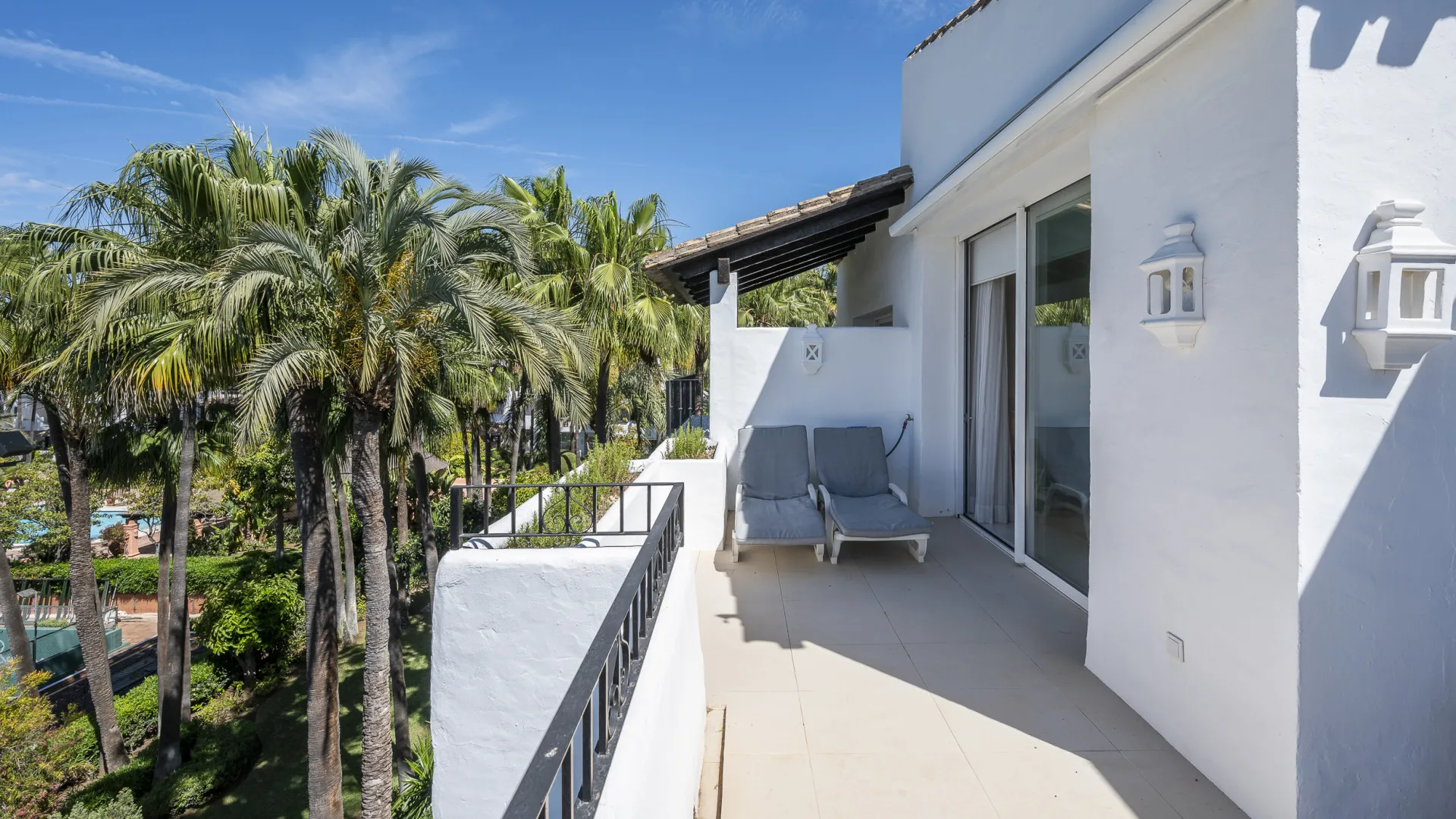 For sale Marina Puente Romano duplex penthouse with 3 bedrooms