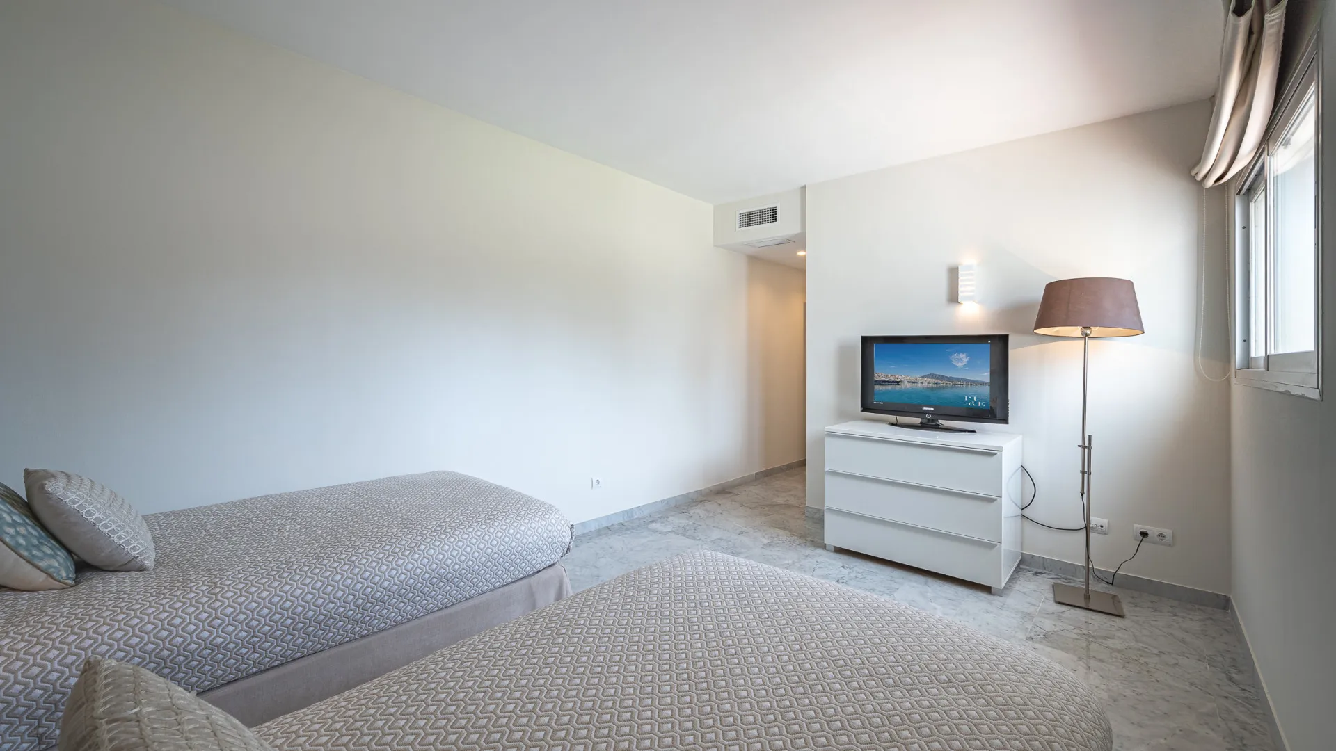 Marina Puente Romano 4 bedrooms duplex penthouse for sale