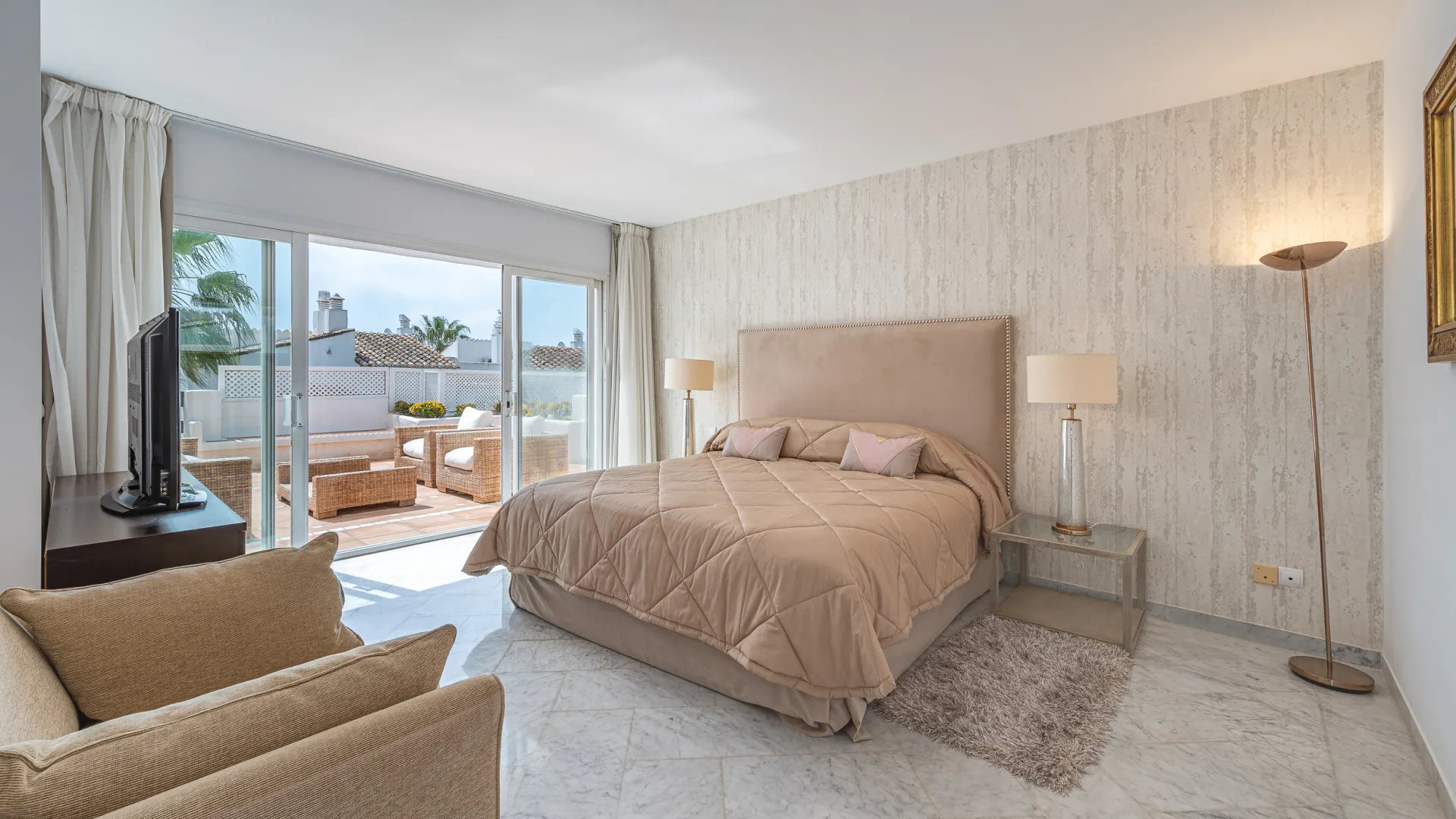 Marina Puente Romano 4 bedrooms duplex penthouse for sale