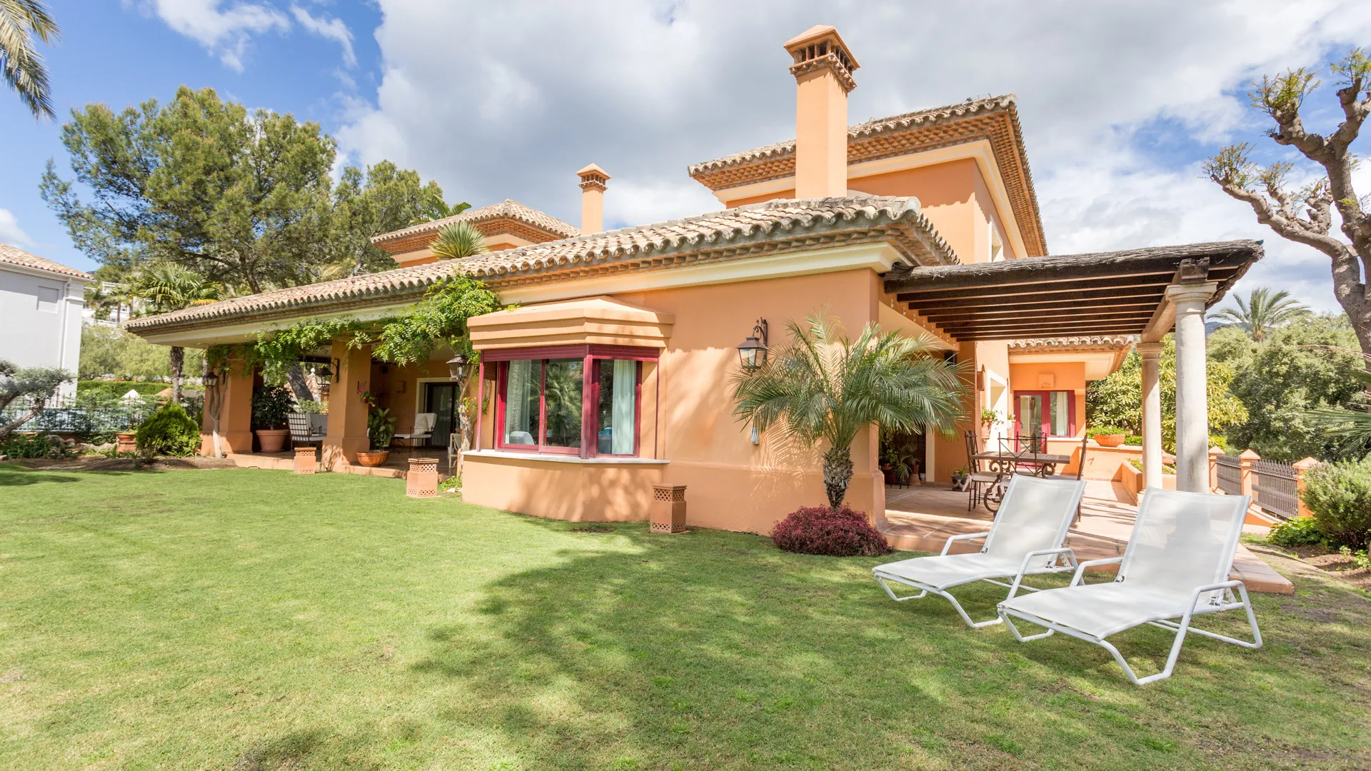 For sale villa in Altos Reales with 5 bedrooms