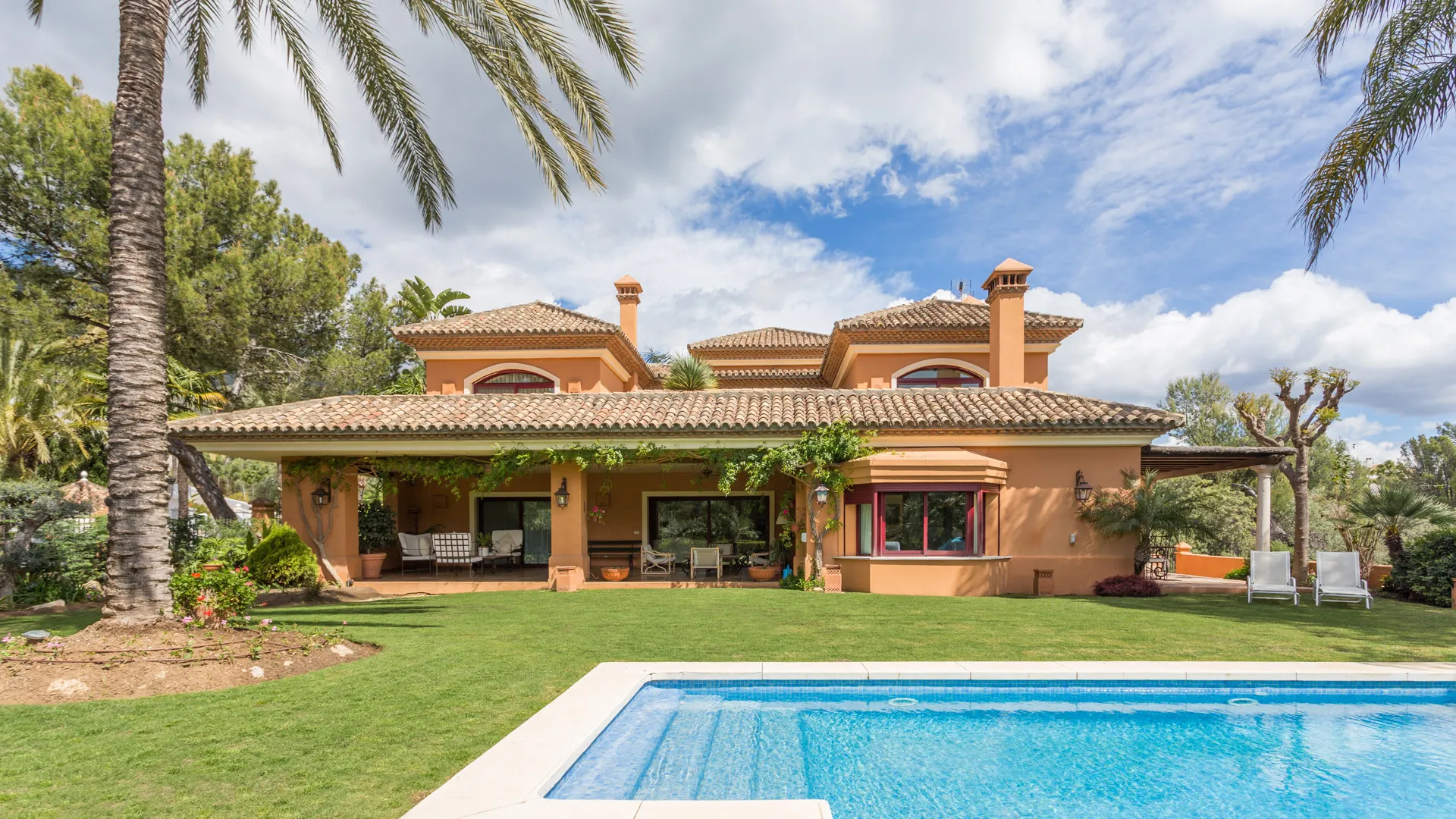 For sale villa in Altos Reales with 5 bedrooms