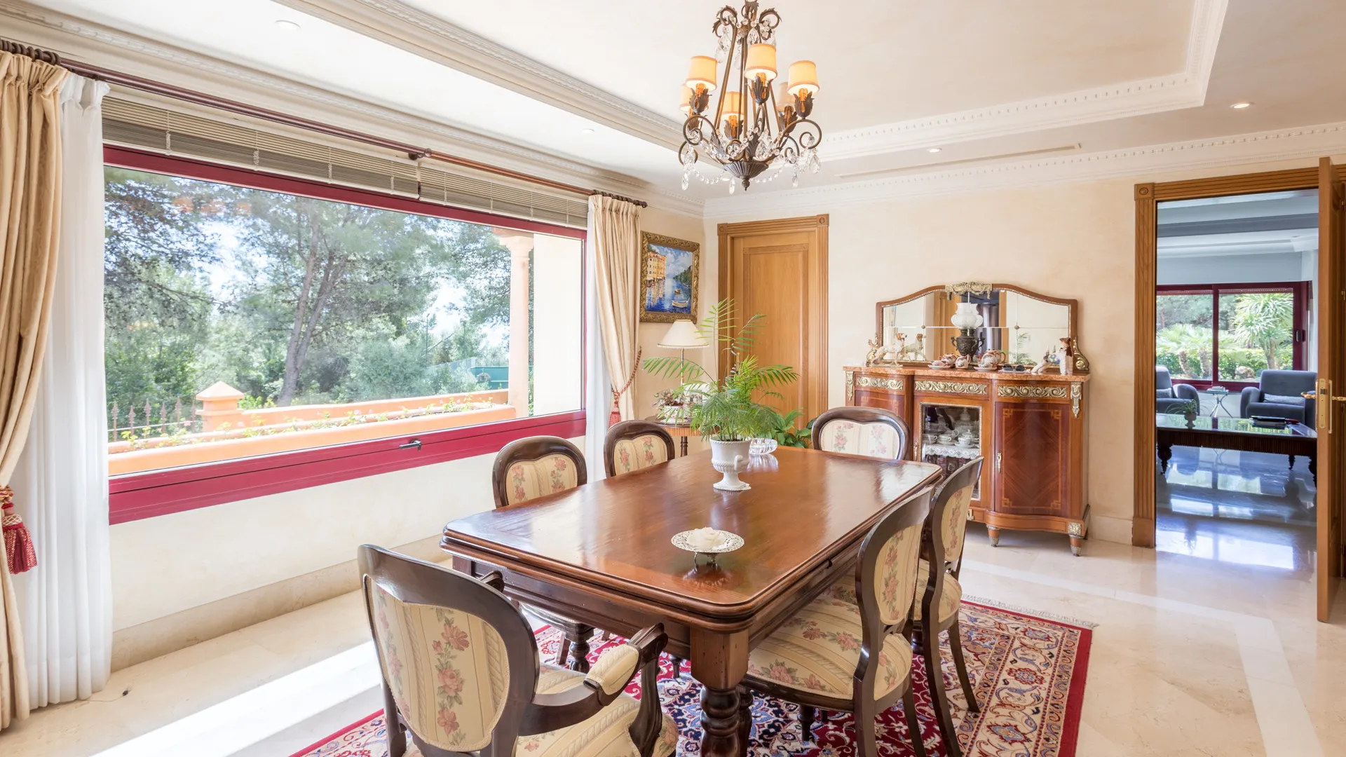 For sale villa in Altos Reales with 5 bedrooms