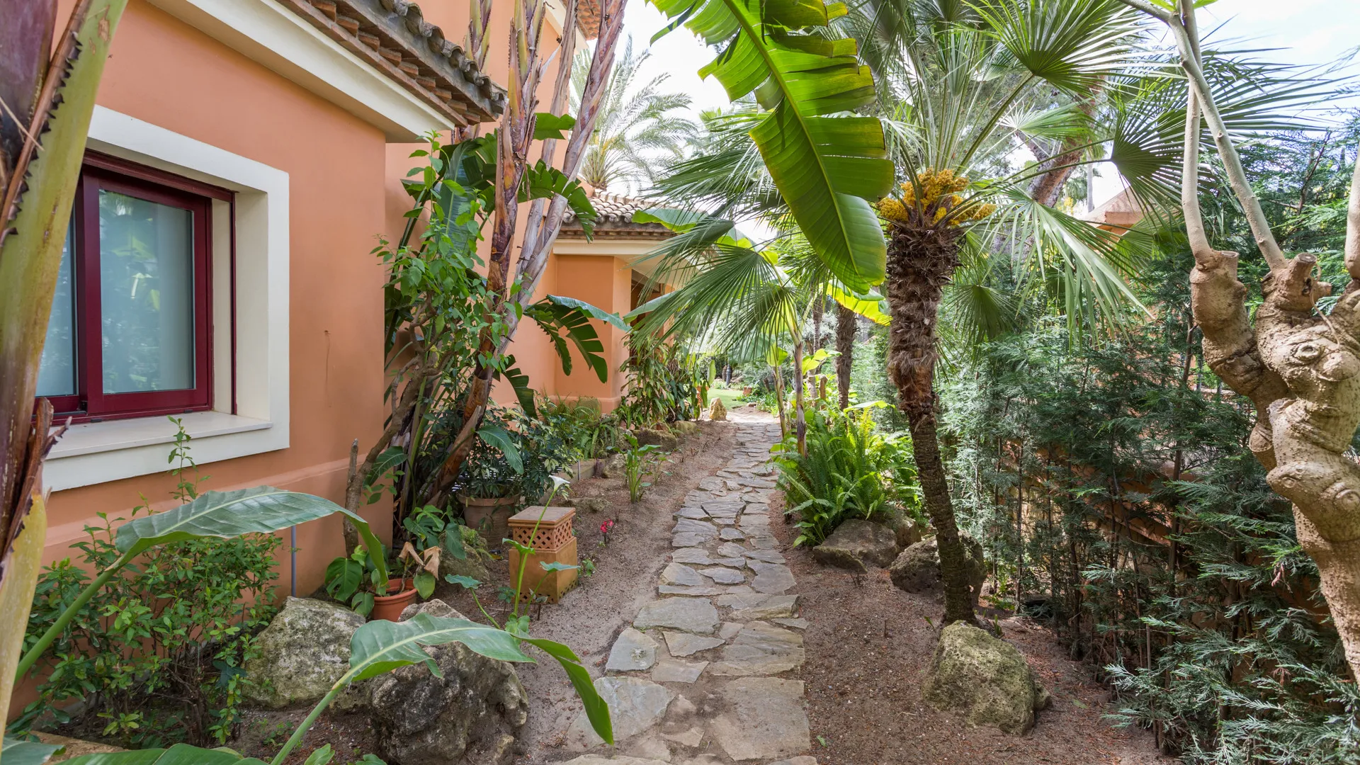 For sale villa in Altos Reales with 5 bedrooms