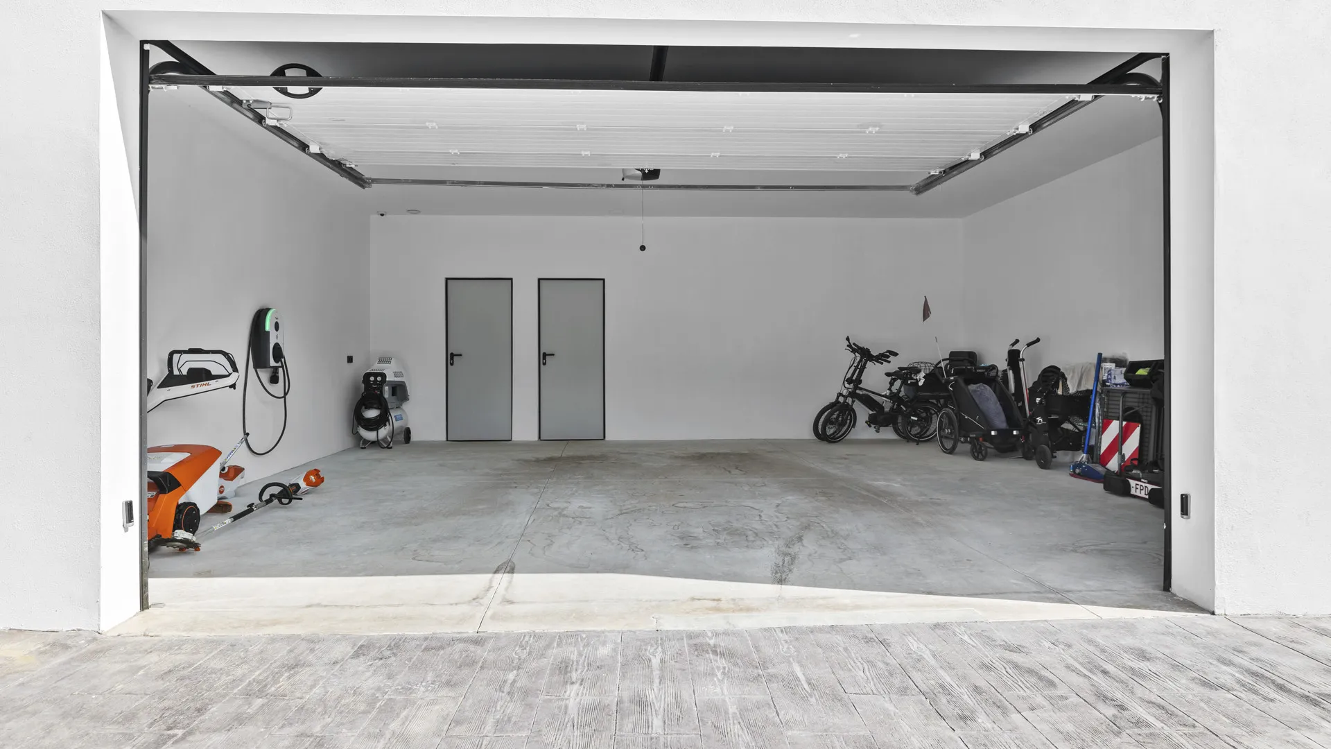 Se vende villa en La Alqueria de 4 dormitorios