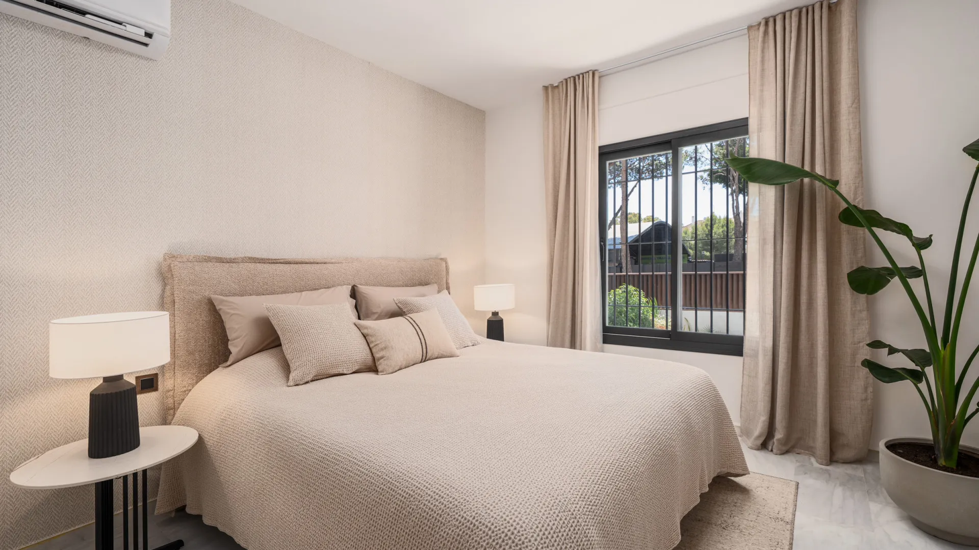 Villa en venta en Altos del Rodeo con 6 dormitorios