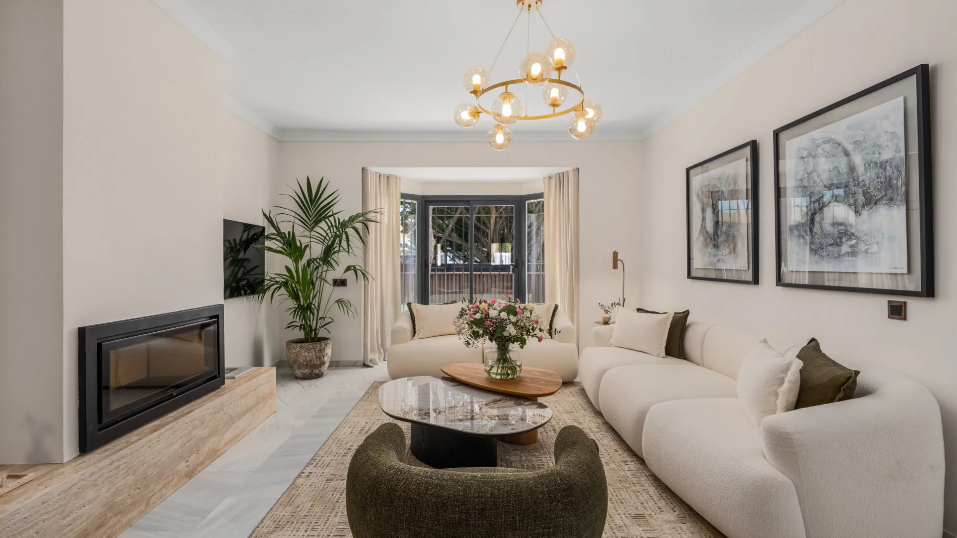 Villa en venta en Altos del Rodeo con 6 dormitorios