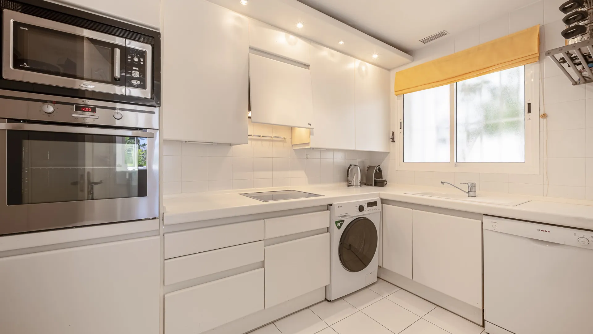 For sale Ancon Sierra IV apartment with 2 bedrooms