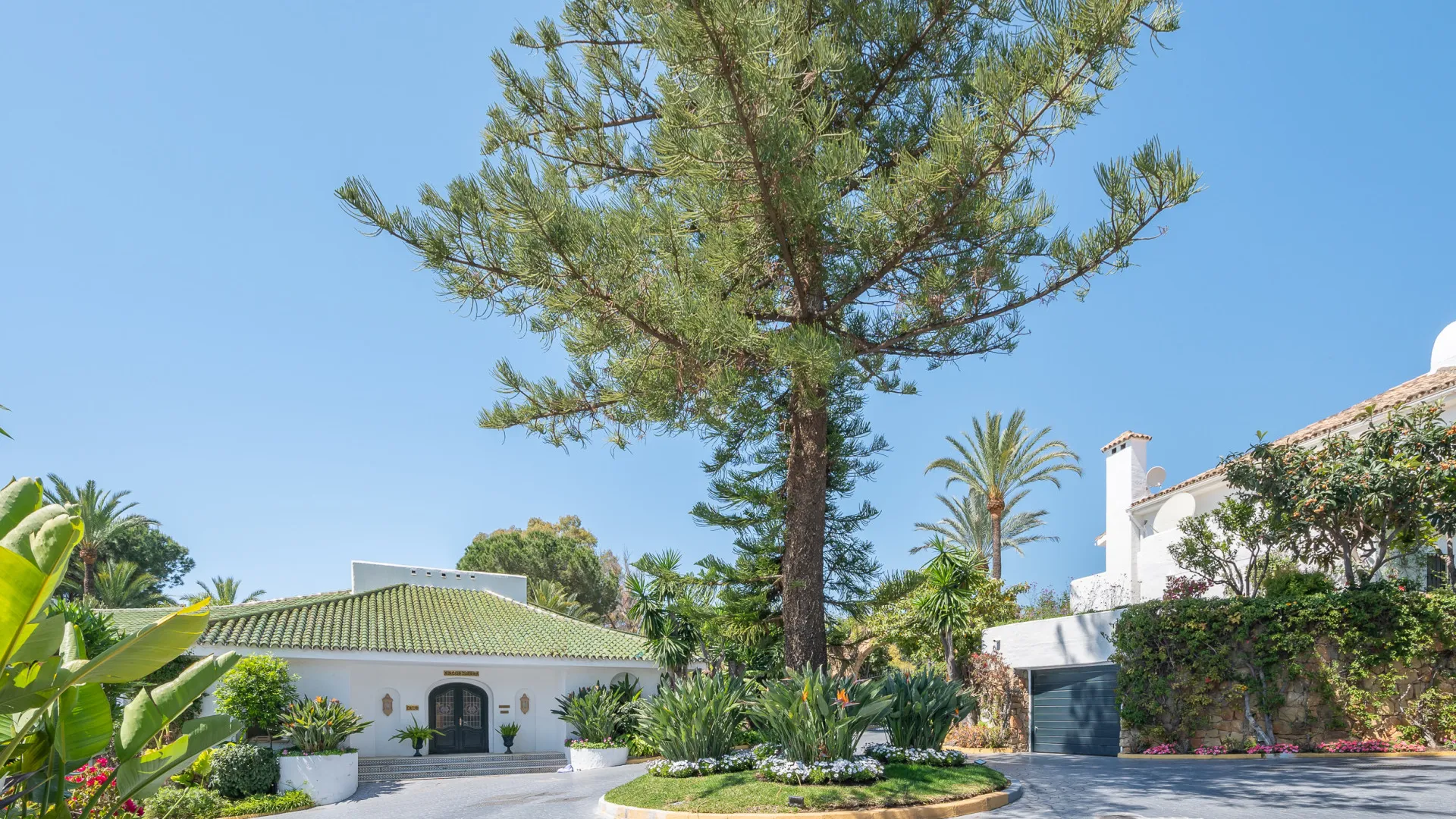 For sale Ancon Sierra IV apartment with 2 bedrooms