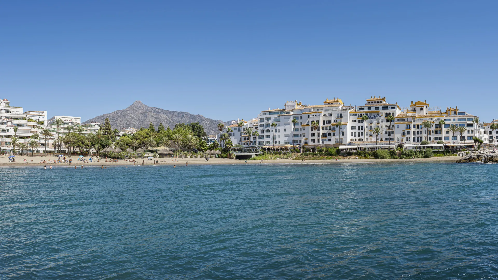 3 bedrooms apartment in Marbella - Puerto Banus for sale