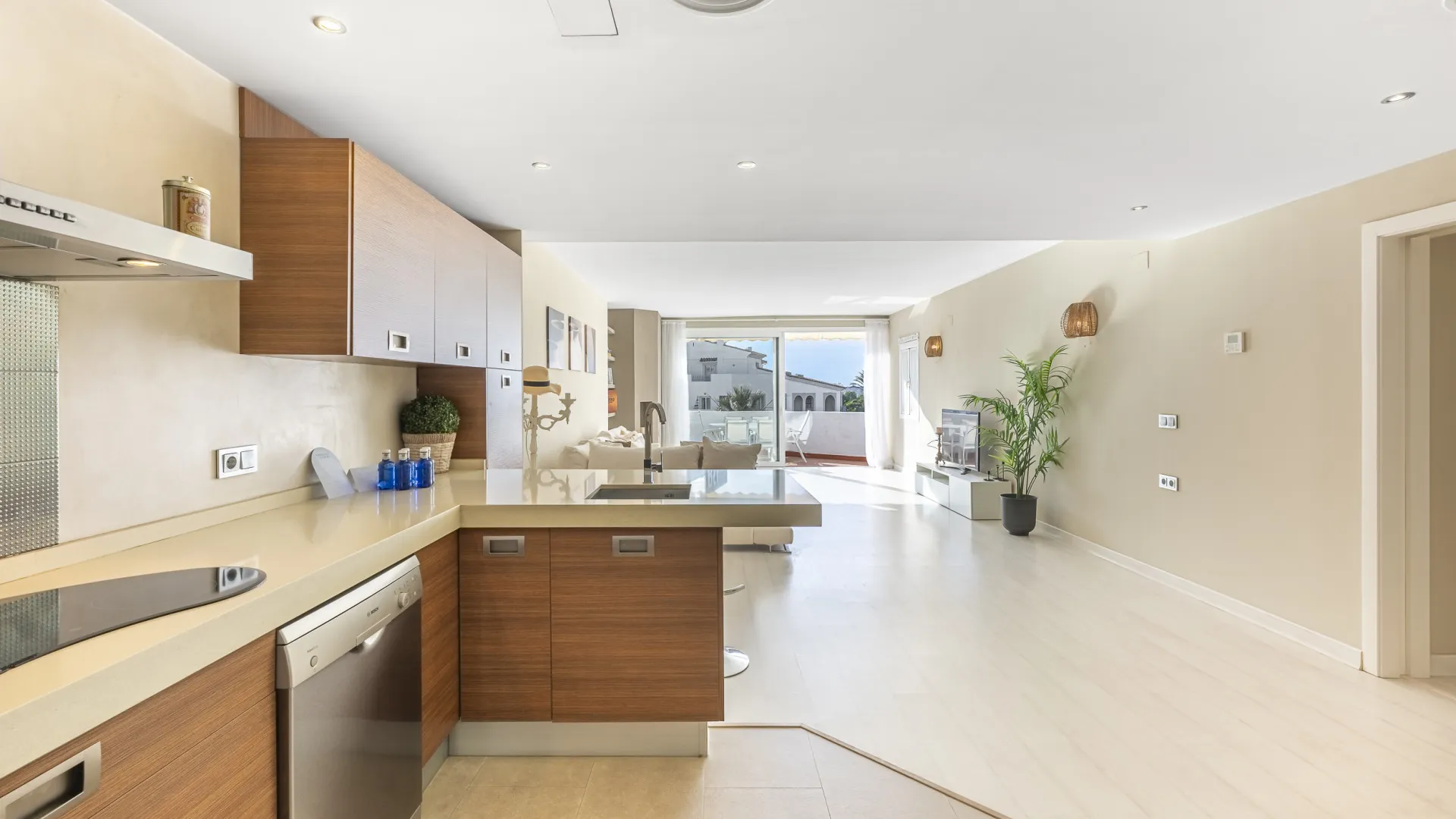 3 bedrooms apartment in Marbella - Puerto Banus for sale