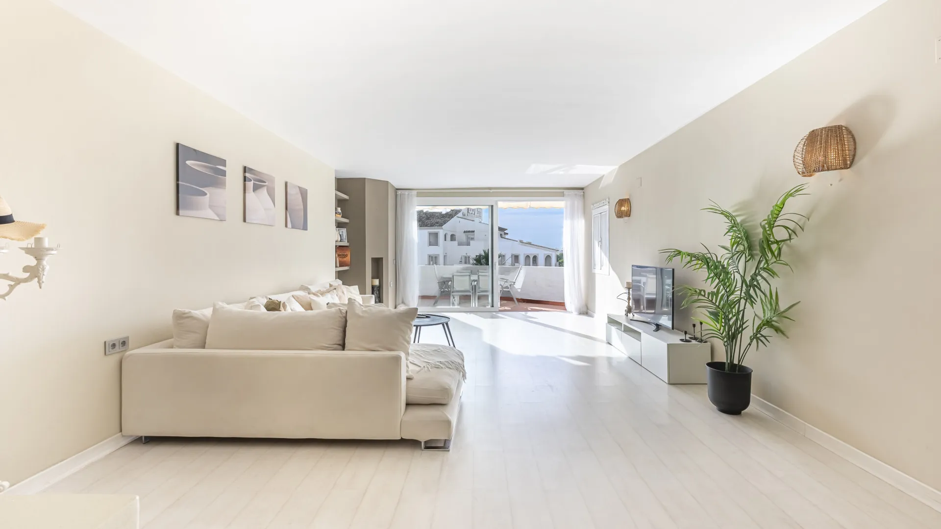 3 bedrooms apartment in Marbella - Puerto Banus for sale