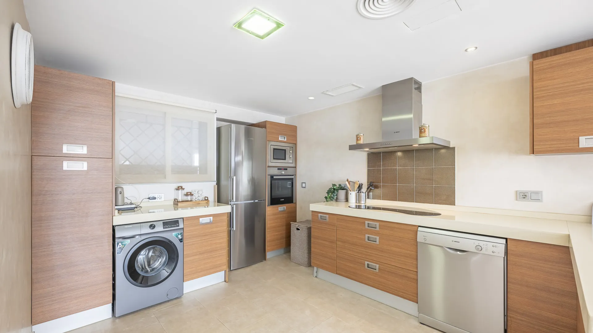 3 bedrooms apartment in Marbella - Puerto Banus for sale