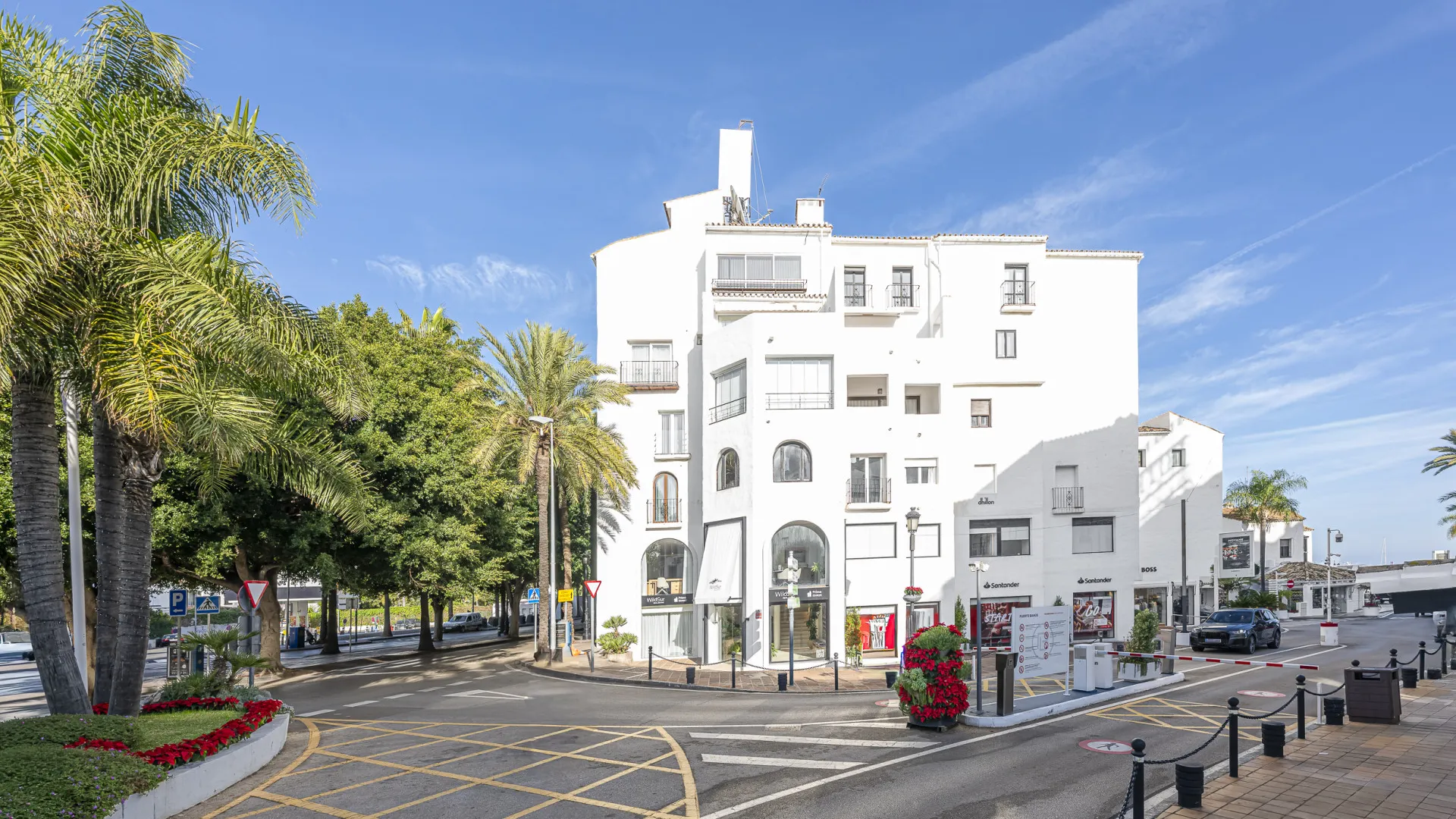 3 bedrooms apartment in Marbella - Puerto Banus for sale