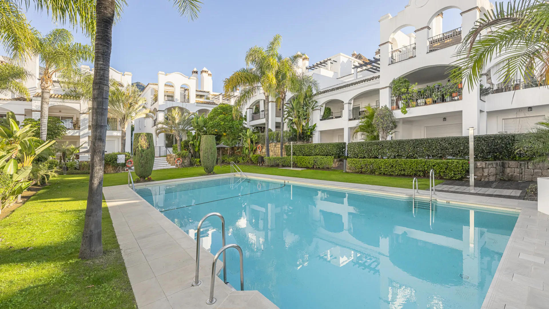 Ground floor apartment for sale in Montebello Hills